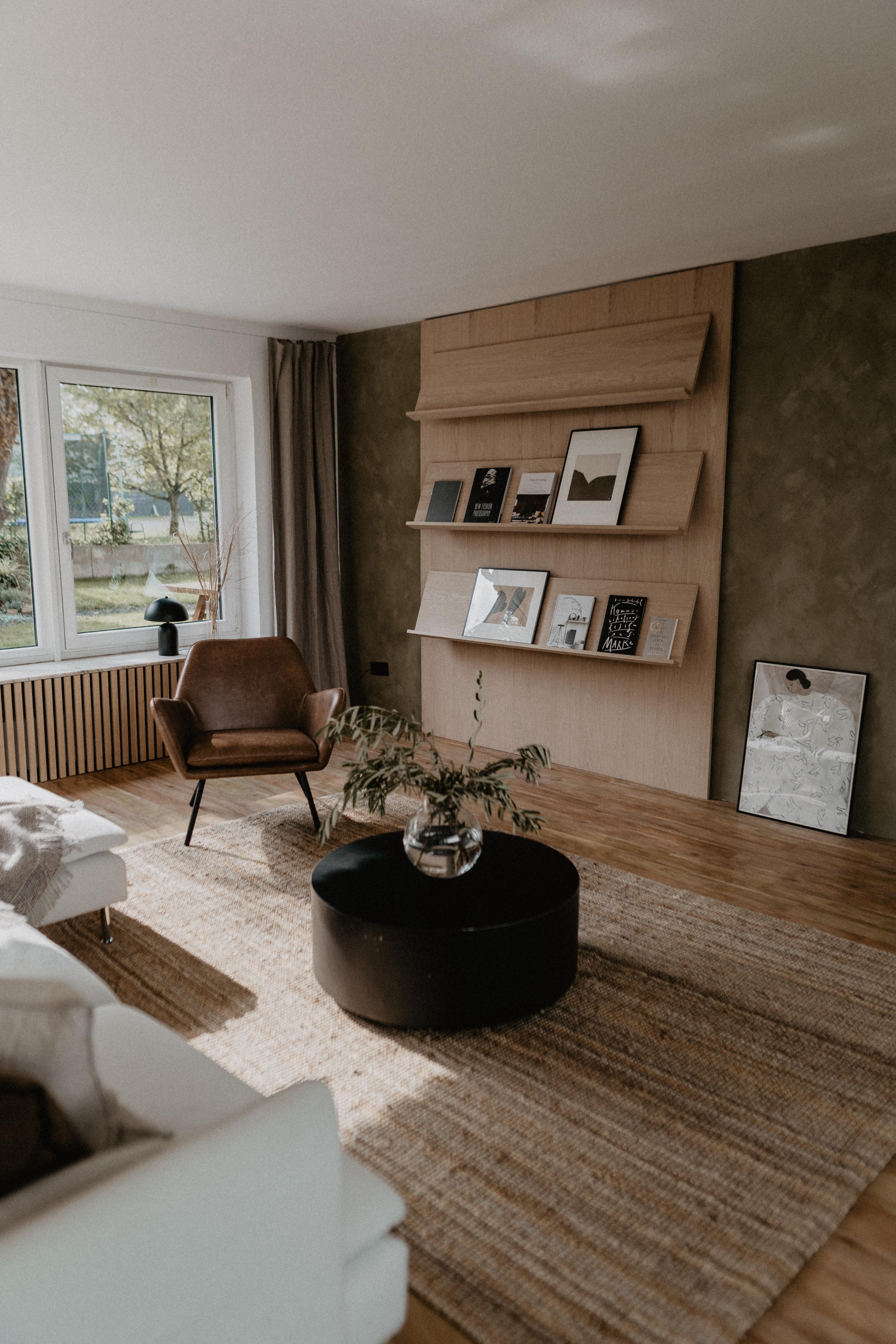 Renovierung ist abgeschlossen ☺️ #wohnzimmer #diy #renovierung #farbe #olive #interior #70s #interiordesign