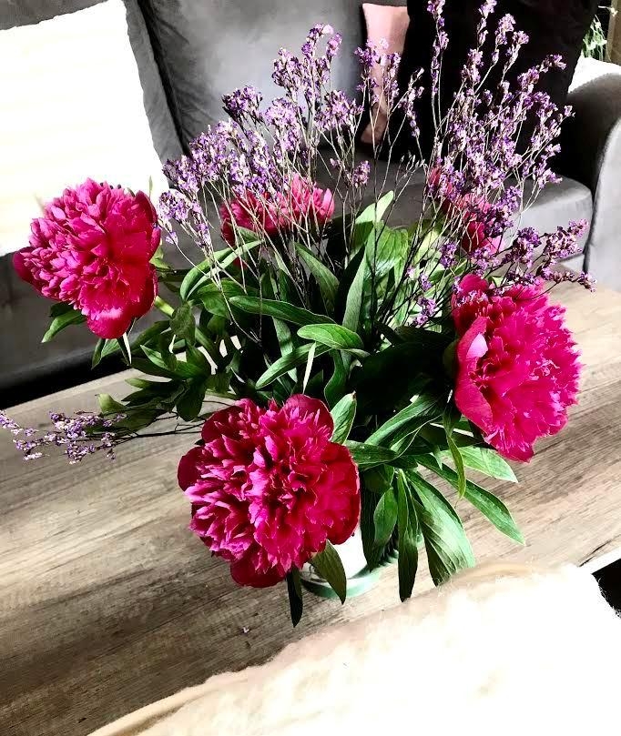 Sag es mit Blumen - schönes Wochenende #blumenliebe #blumendeko #garten #pfingstrosen