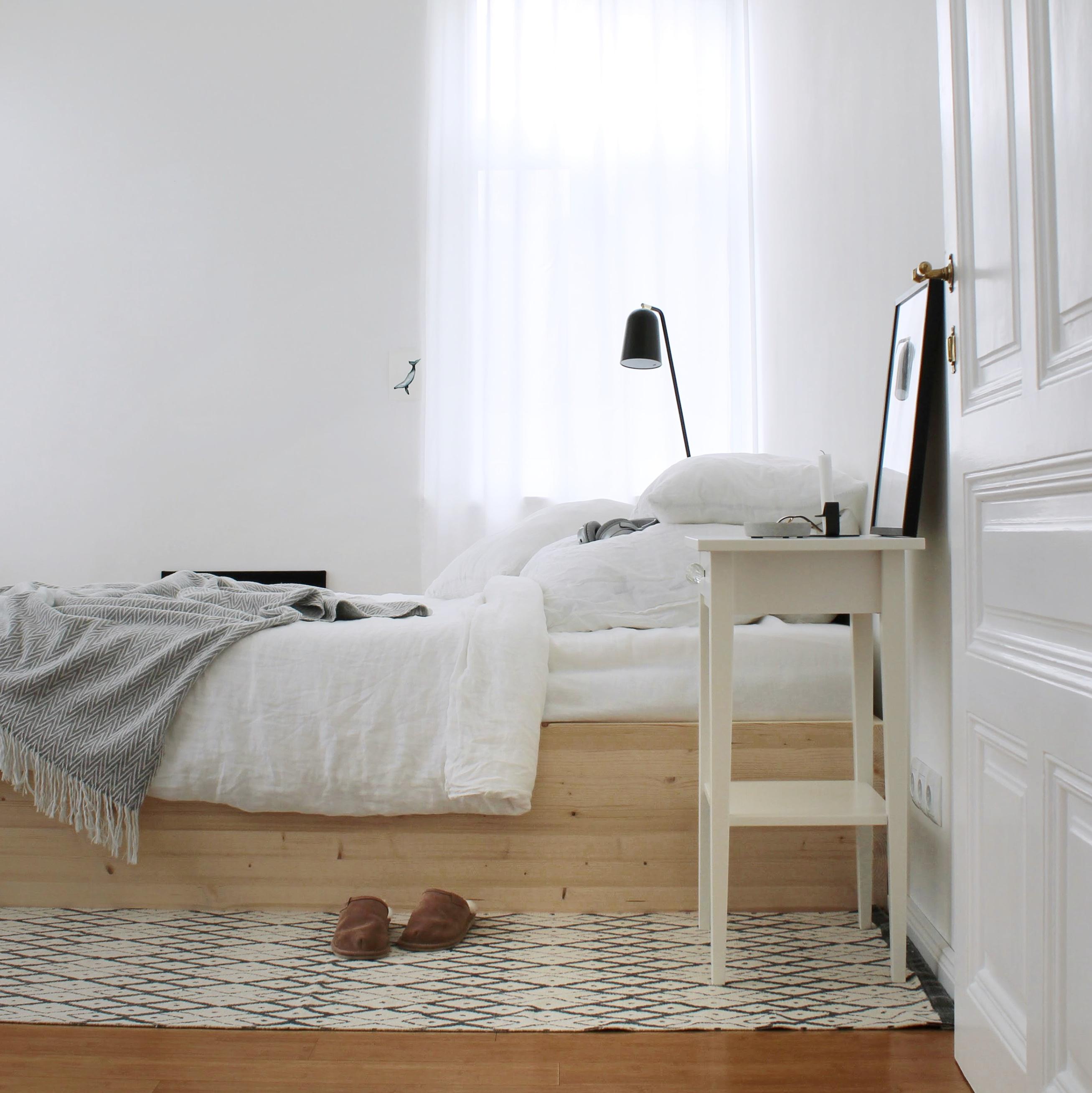 Schlafzimmer 2.0 #weiss #skandinavisch #interior #schlafzimmer #altbau #diy