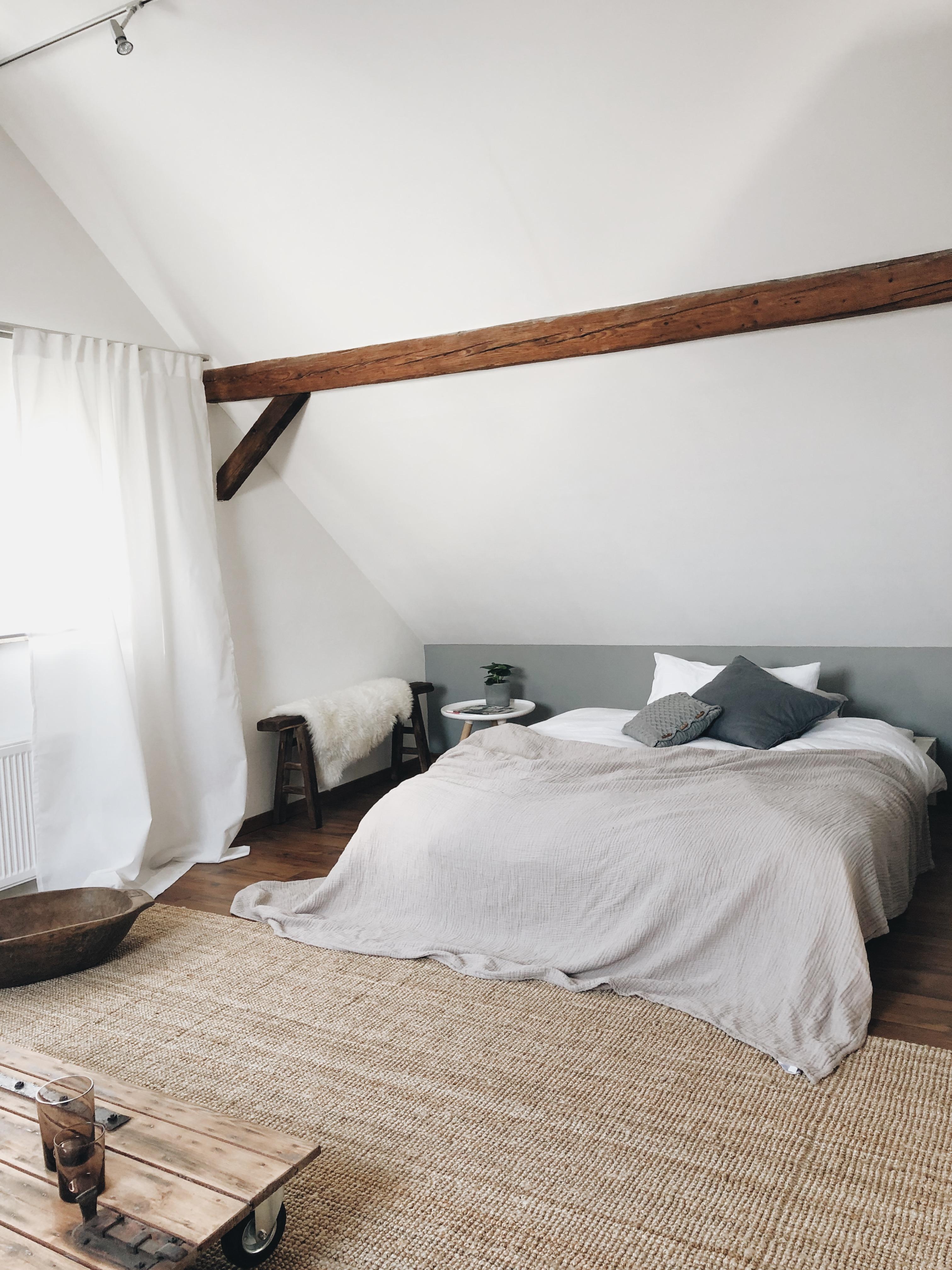 #schlafzimmer #bedroom #dachschräge #dachboden #gästezimmer