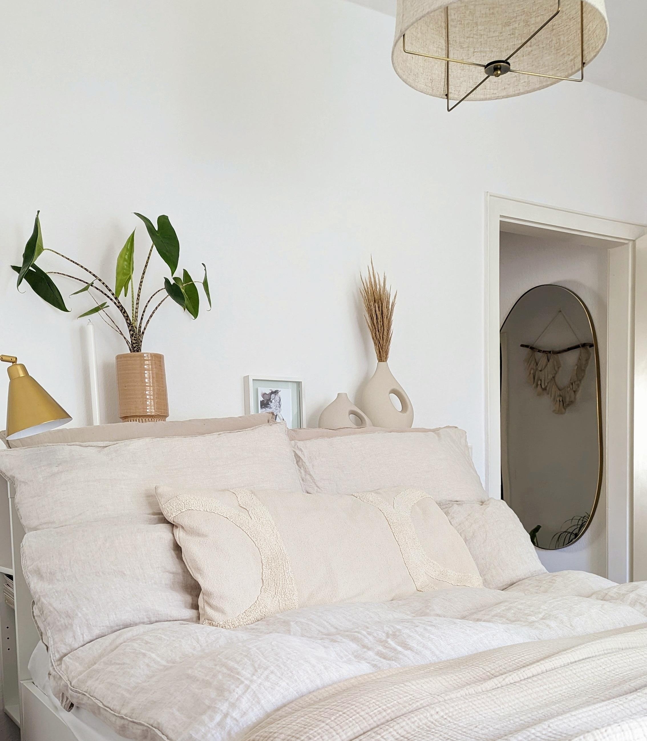 #schlafzimmer #beige #bett #skandi #hygge #couchliebt #couchstyle