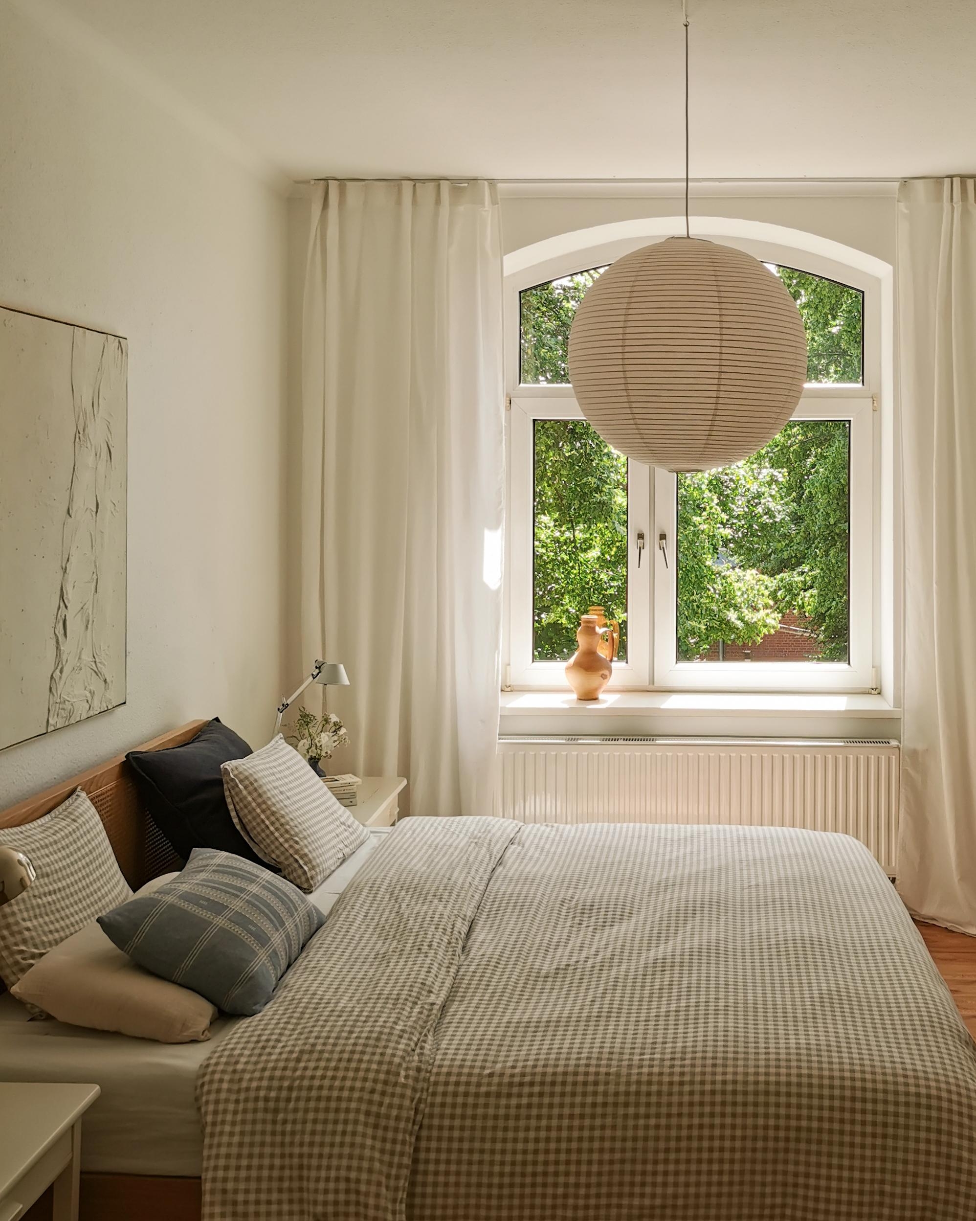 #schlafzimmer #licht #Rundbogenfenster 