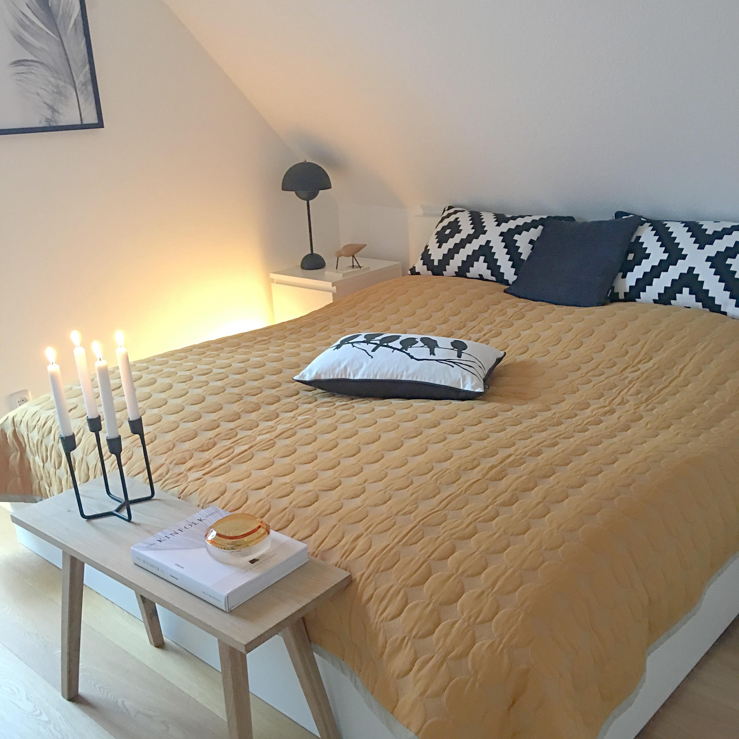 Schlafzimmer 🛏💤neu gestaltet #Schlafzimmer #Living #Skandinavisch #Bett #Tagesdecke #Kissen