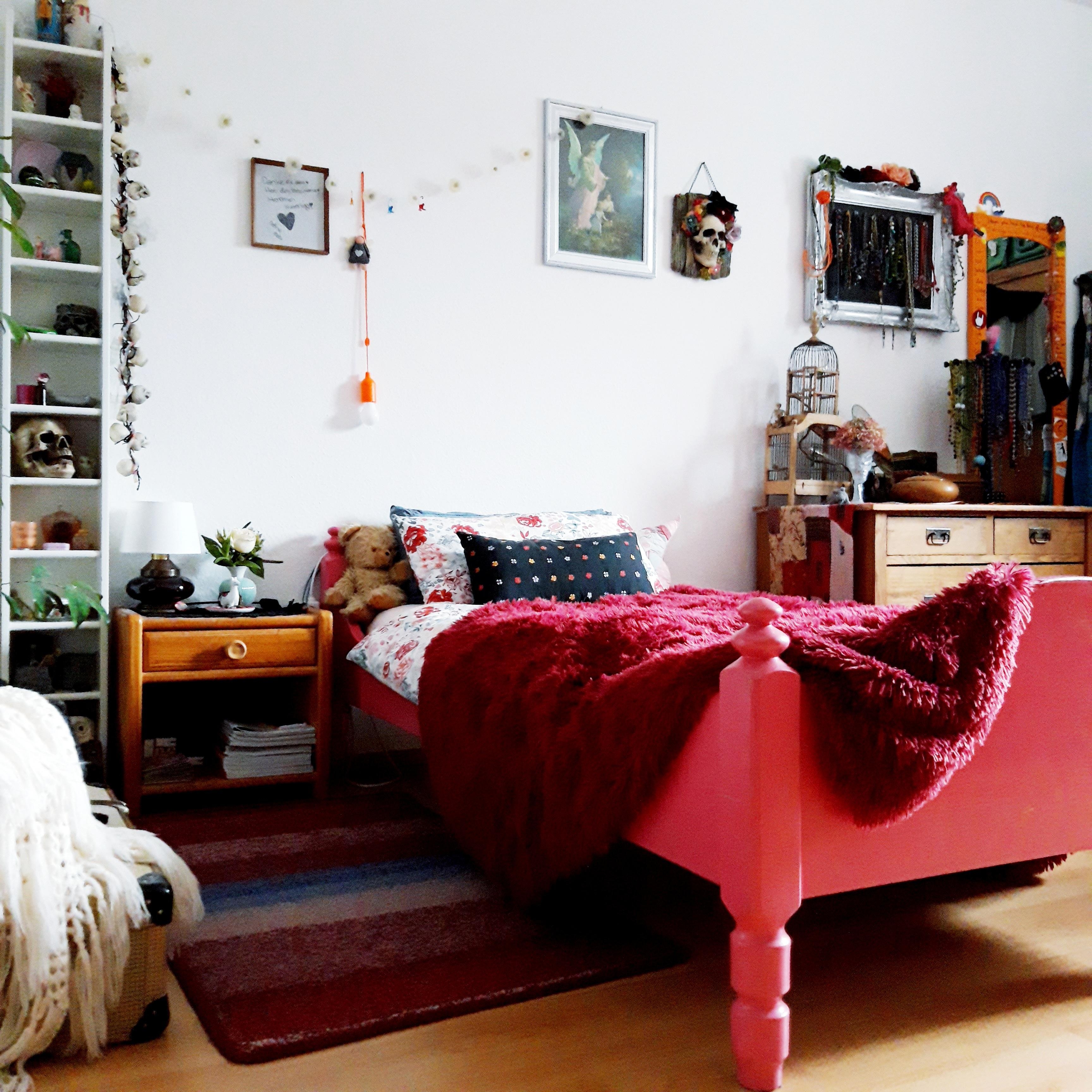 #schlafzimmer #rosa #pink #bett #farbenfroh #verspielt 