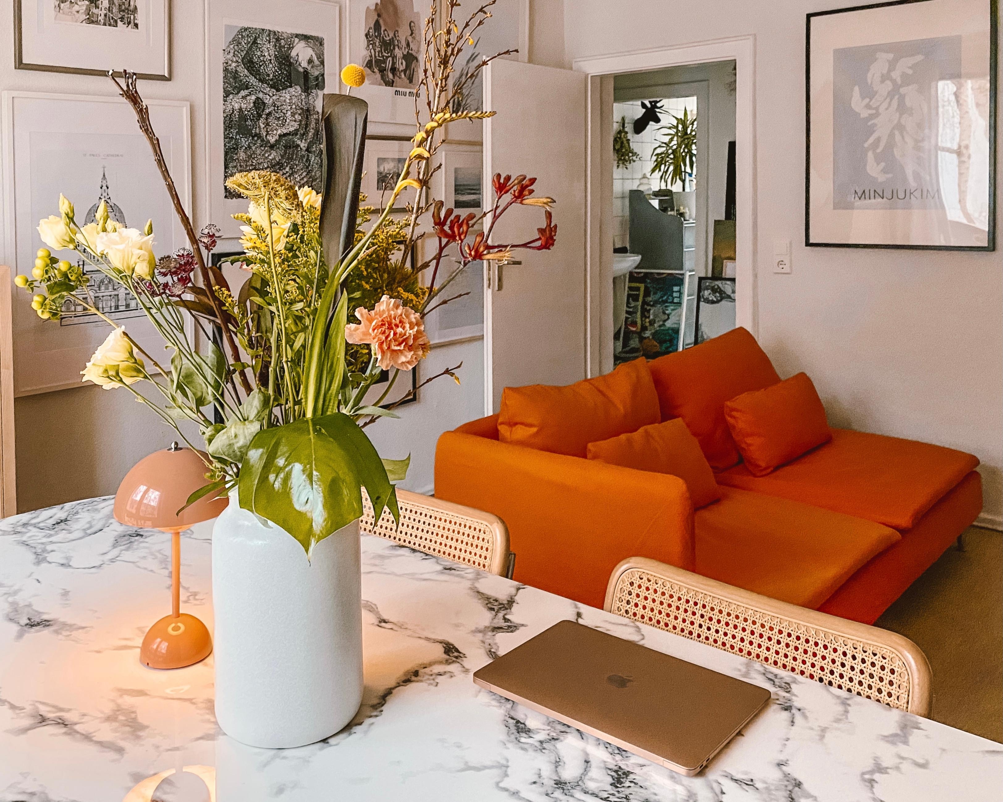 Seit einiger Zeit besessen von Orange, Terrakotta in Kombination mit Rosa und Flieder. #farbe #art #berlin #orange