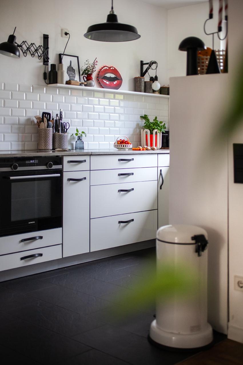 Selbstkochend, dann wäre sie perfekt!

#Küche #Arbeitsplatte #Küchendeko #Metrofliesen 