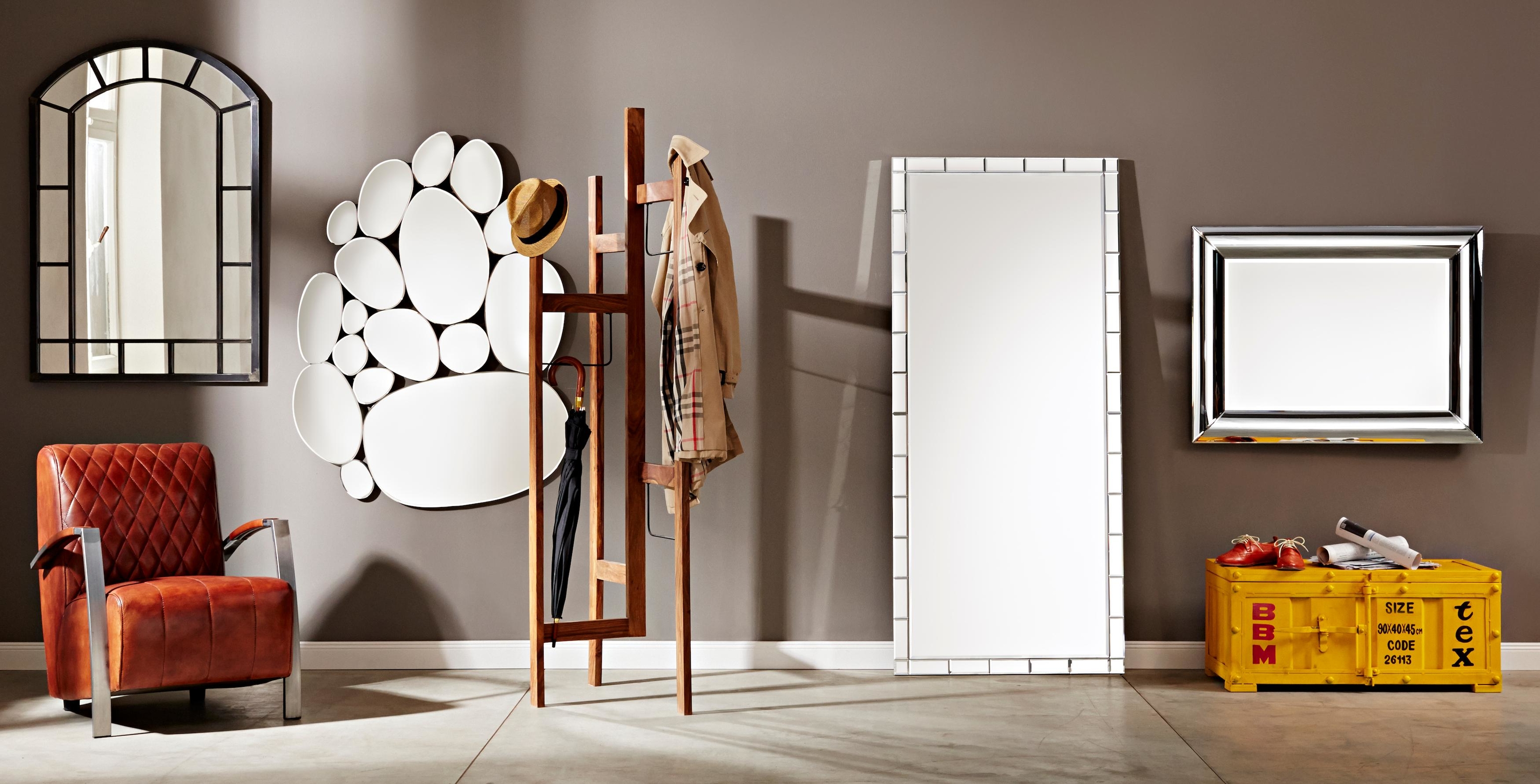 Set Design BUTLERS Katalog by Rasa en Détail spiege...