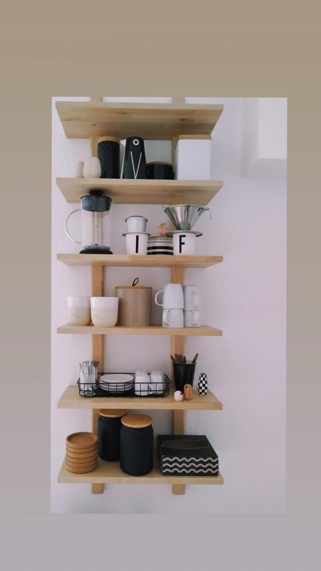 #shelf #regal #küche #hochstapeln 
#scandistyle #scandinavianliving #altbau