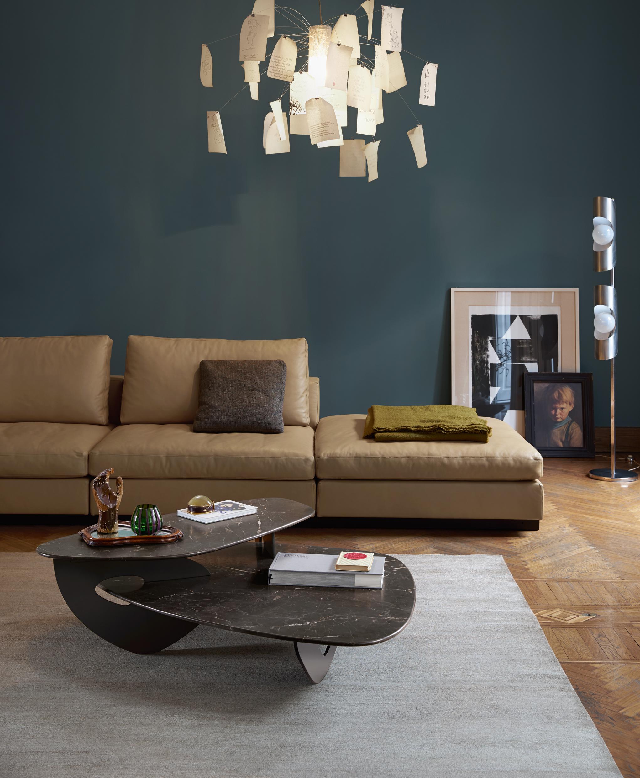 Sitzecke mit Designer-Leuchte #wohnzimmer ©Walter Knoll