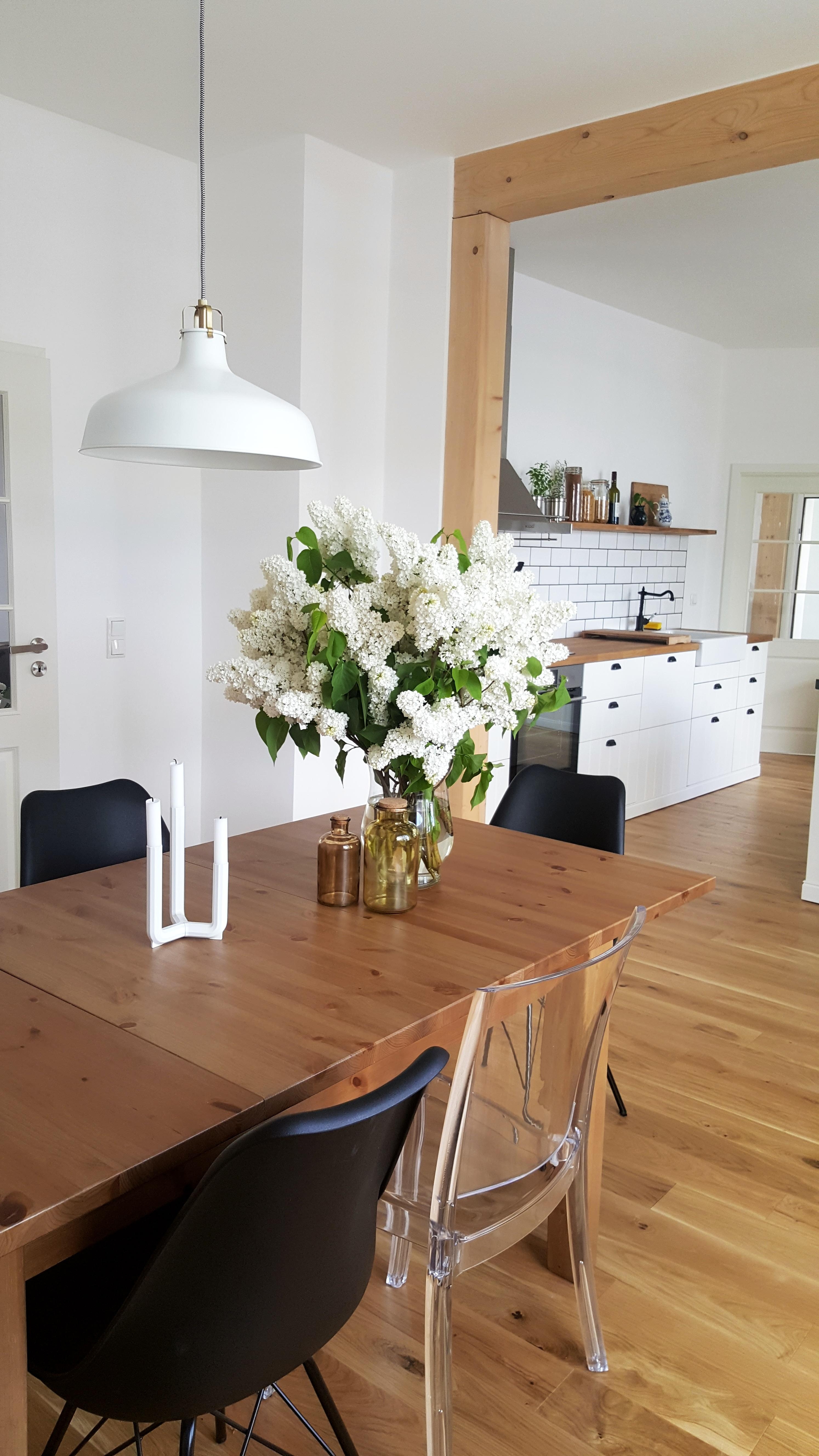 #skandi #kitchen #ikea #flowers #white #livingchallenge #küchendeko