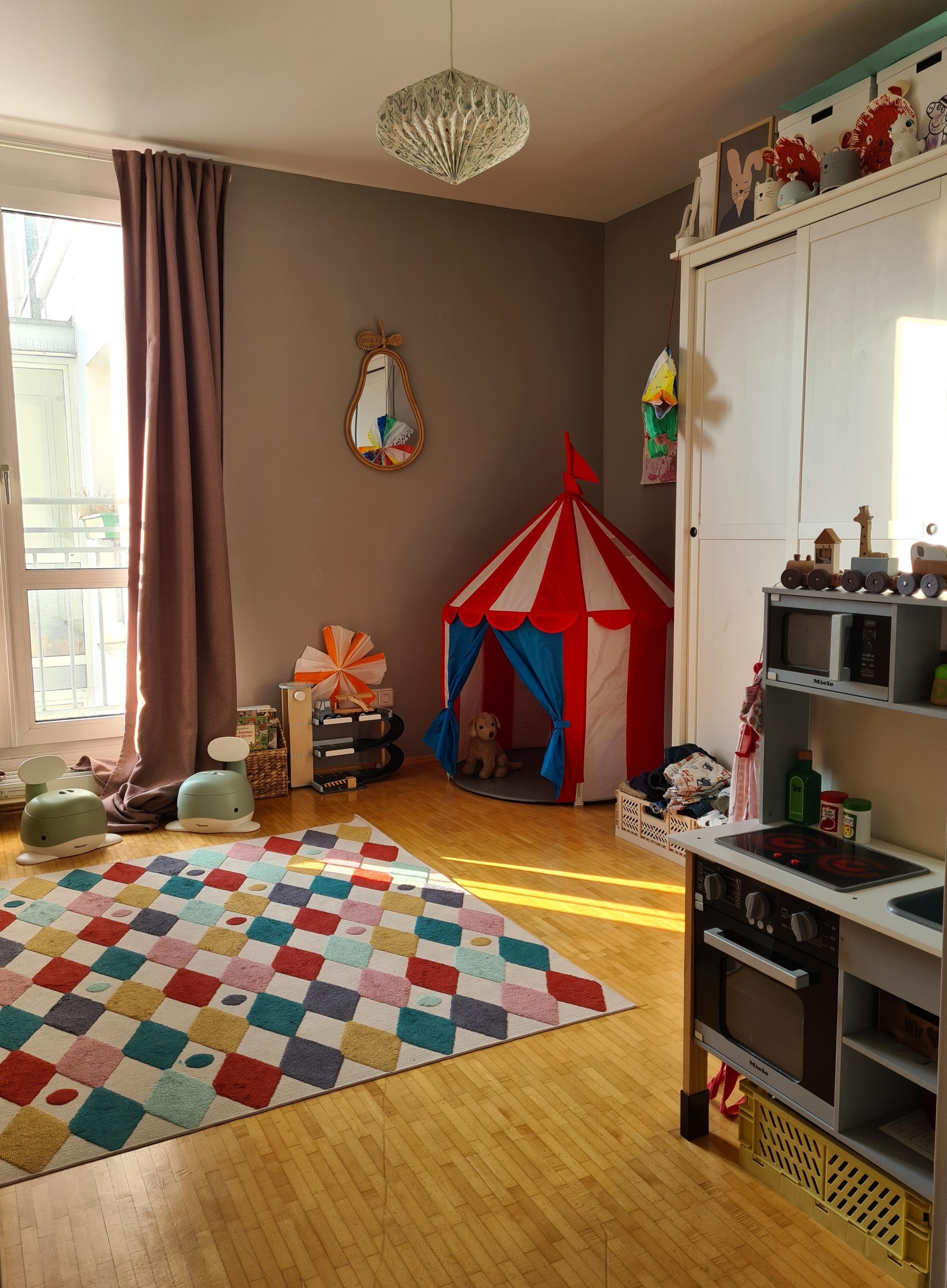 So ein Zirkus..! 🎪 #kinderzimmer #wandfarbe #spielzimmer #ikea #kinderküche