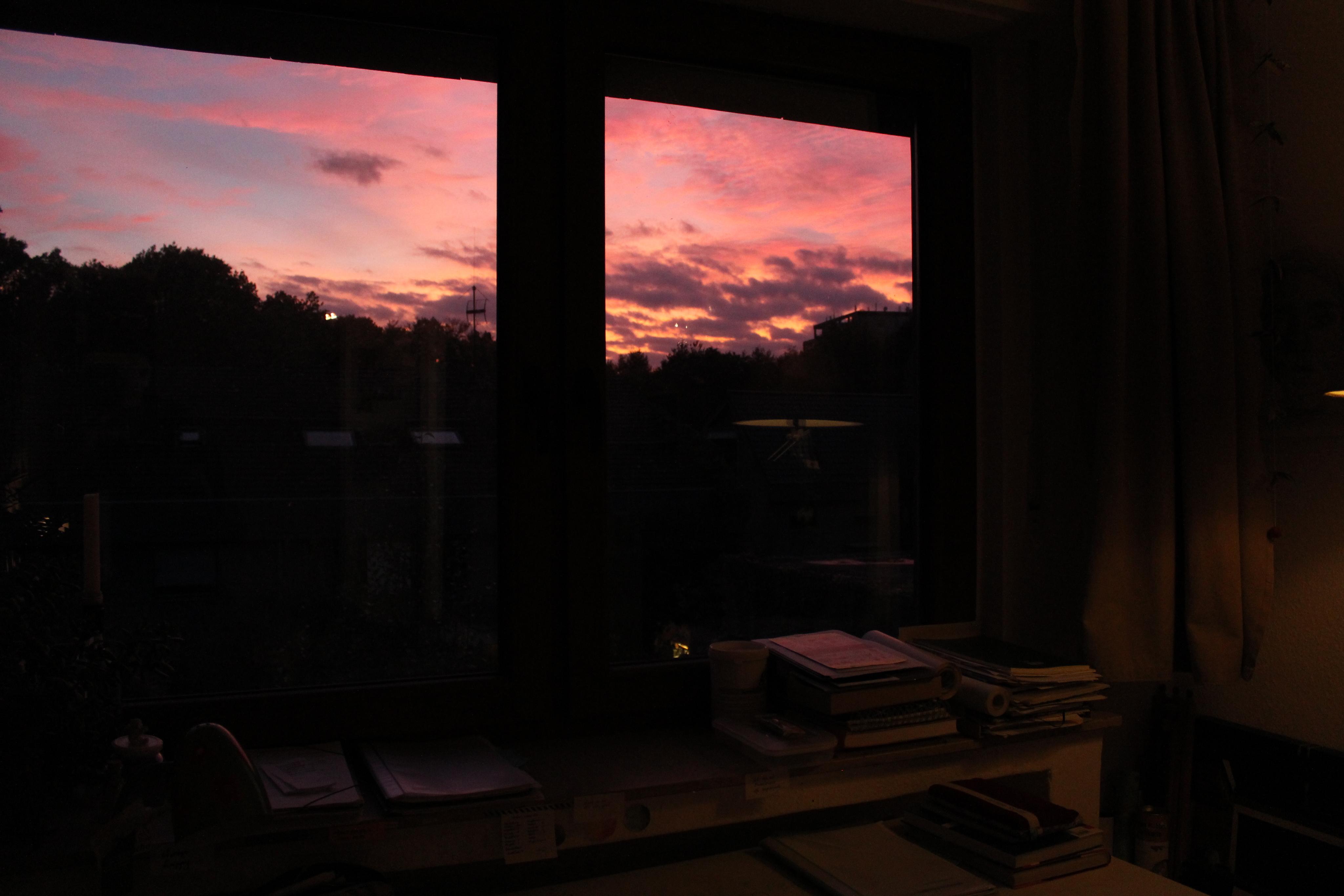 So lässt sich arbeiten...
#Arbeitszimmer #Sonnenuntergang #DieEngelbacken 