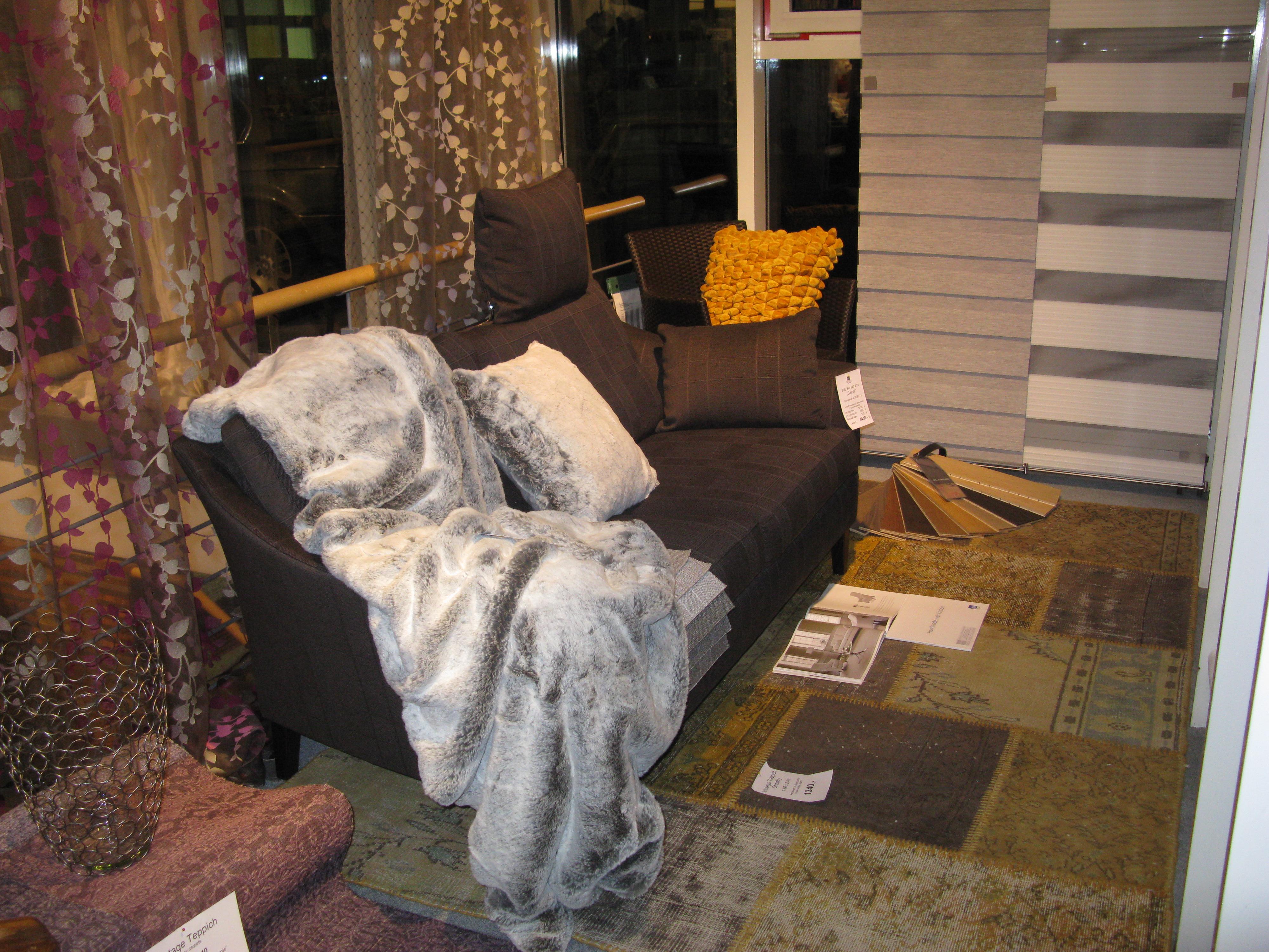 Sofa #teppich #sofa ©Bischoff Raumausstattung