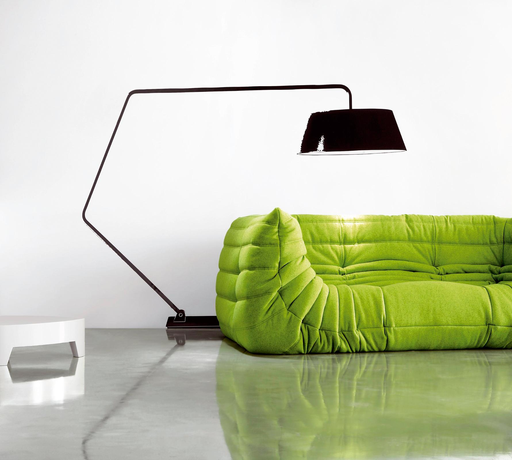 Sofa "Togo" in Grün #grünessofa ©Ligne Roset