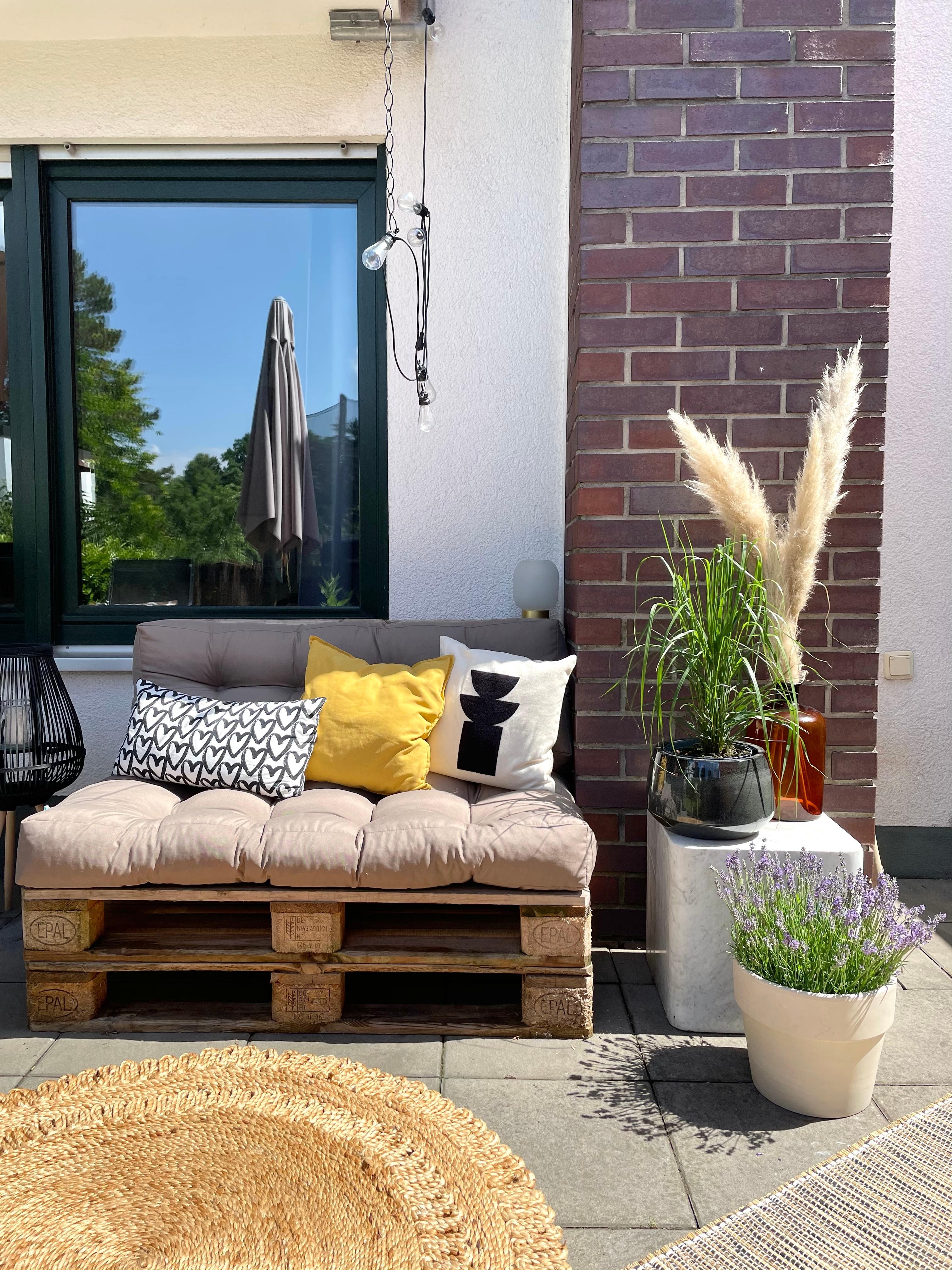 #sommer #garten #terrasse #diy #palettenmöbel #dekoinspiration #interior