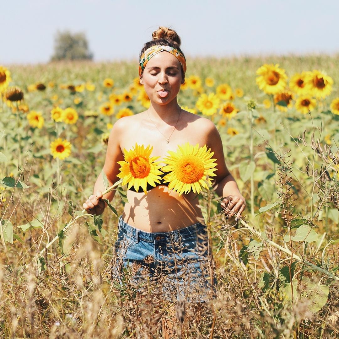 Sommer, Sonne, Sonnenblumen 🙂🌻
#fashioncrush #sonnenblumenfeld