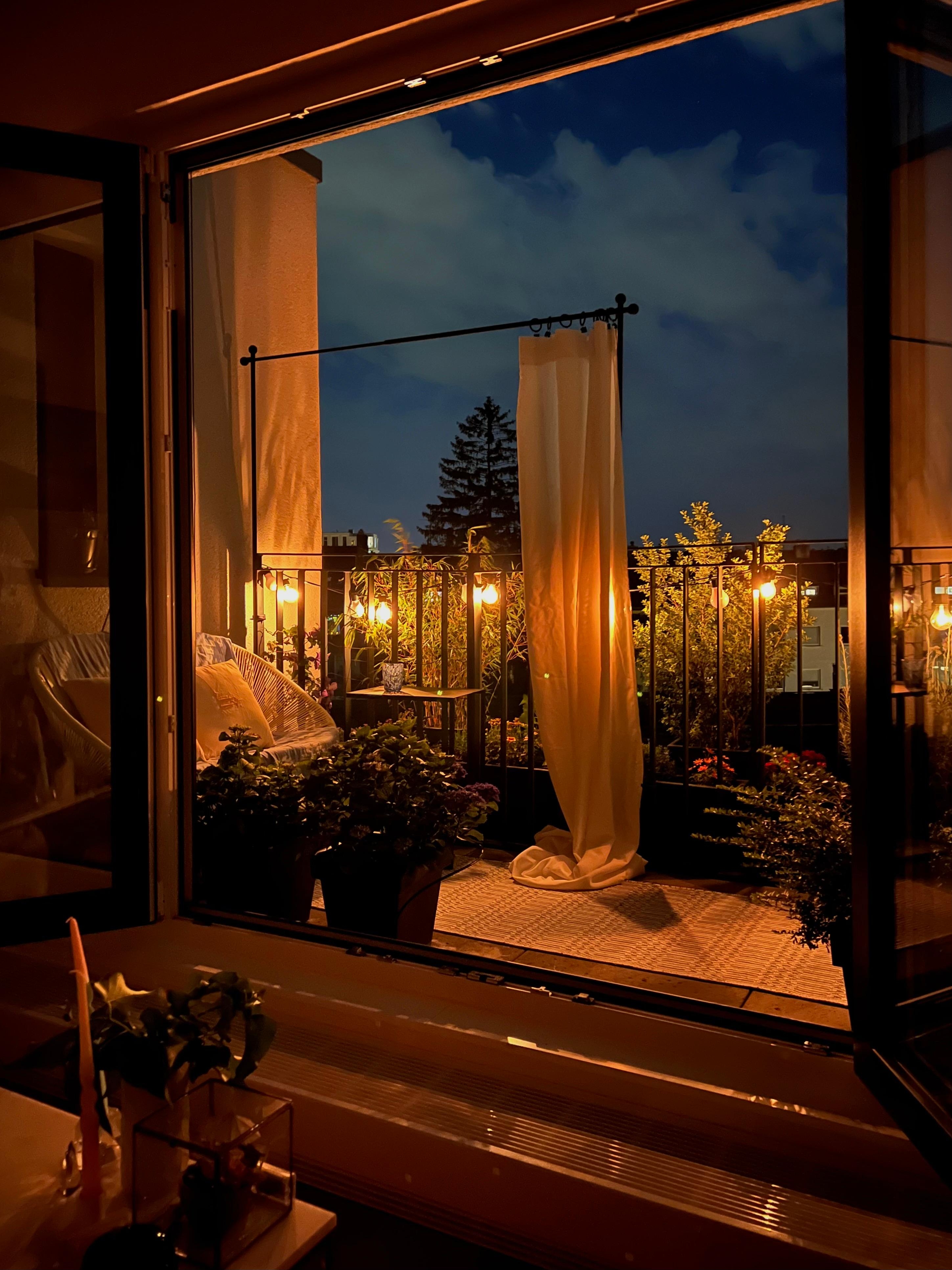 Sommerzimmer 🥹 #balkon #balkonpflanzen #vorhänge #terrasse