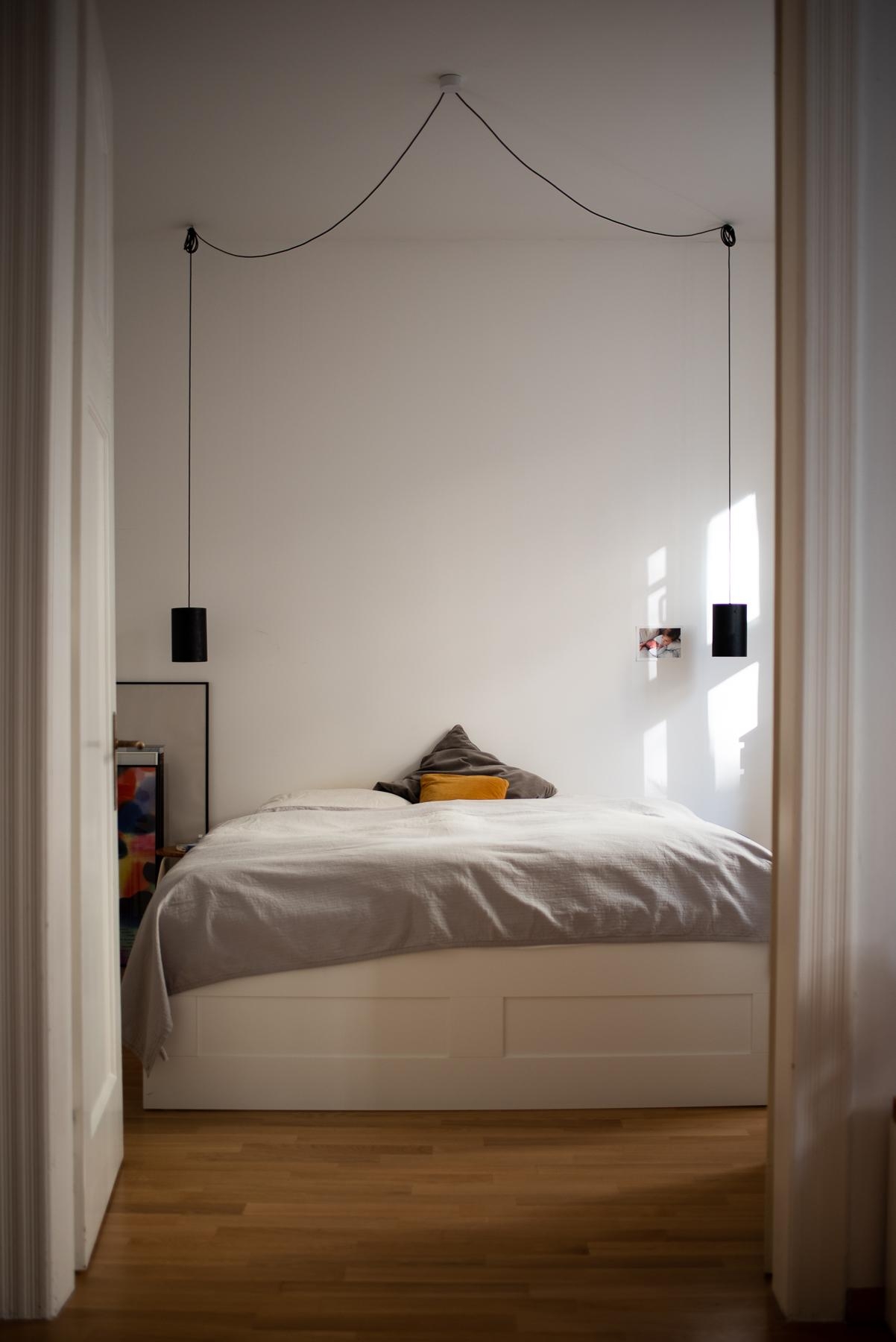 Sonnigen Donnerstag ☀️ #bedroom #schlafzimmer #interiorinspo #springvibes #altbau