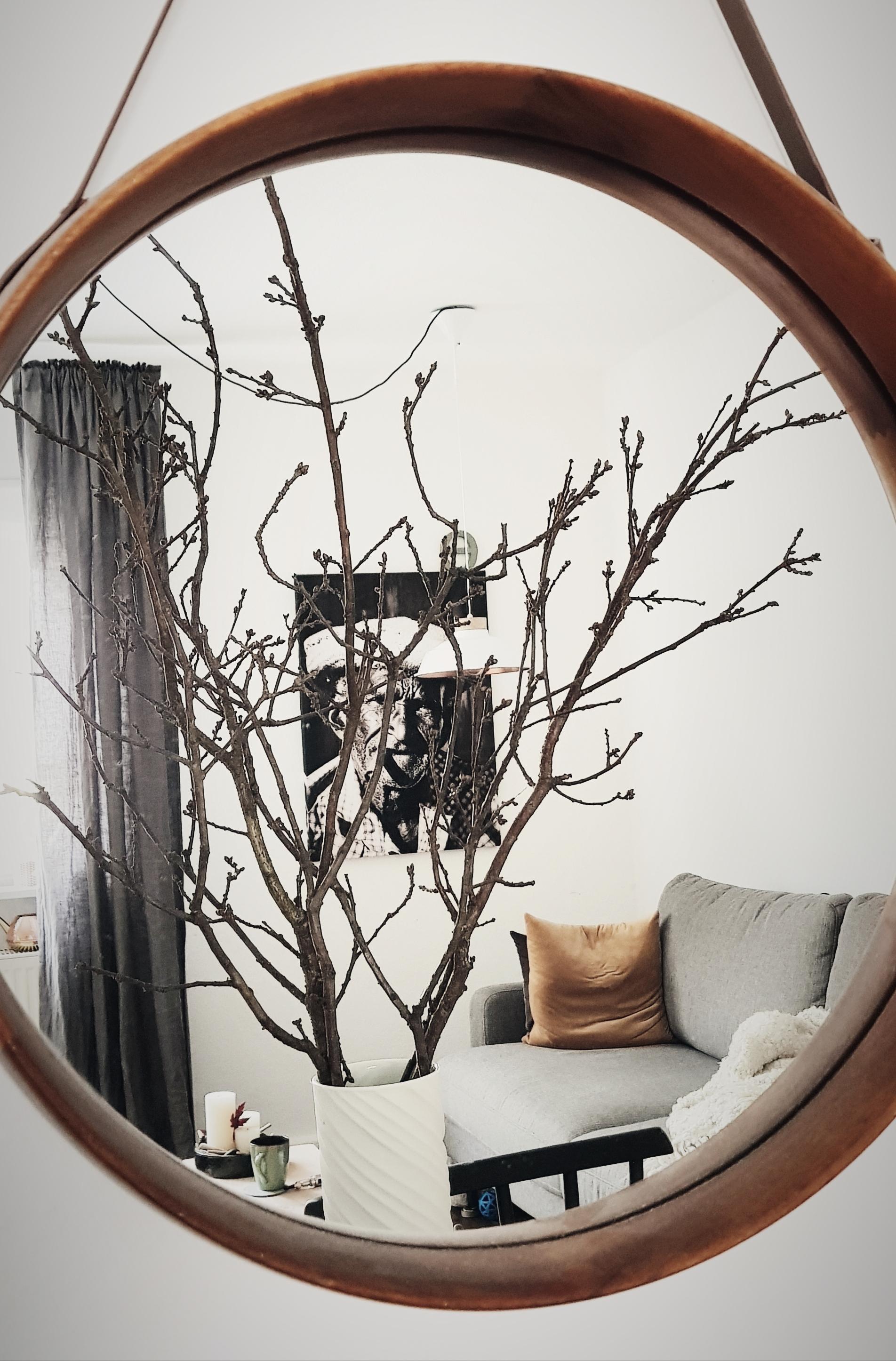 Spiegelbild #spiegel #wohnzimmer #dekoration 