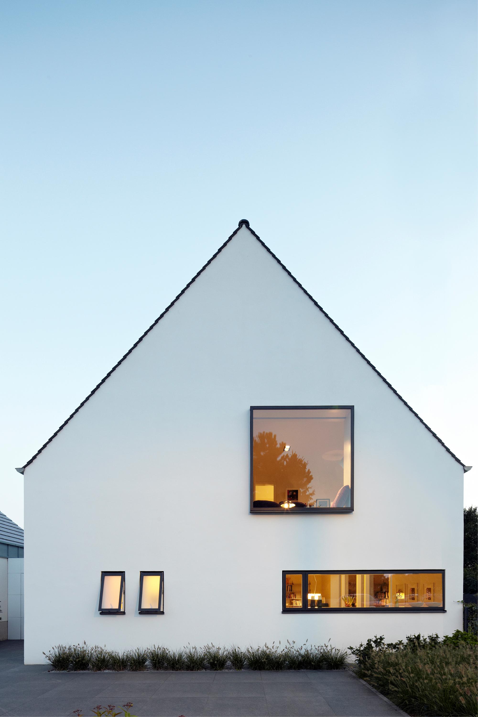Spitzgiebel in der Dämmerung #beleuchtung ©Architekt: Falke Architekten BDA