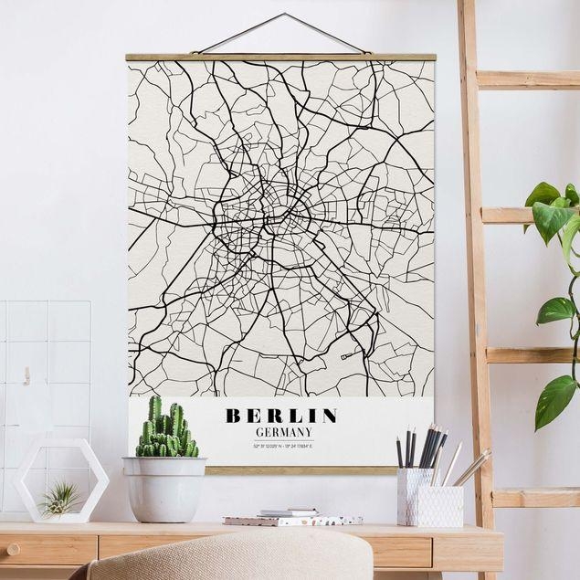 Stadtplan Berlin - Klassik | Stoffbild Karten mit Posterleisten - Hochformat 4:3
190g/m2 Fine-Art Textil