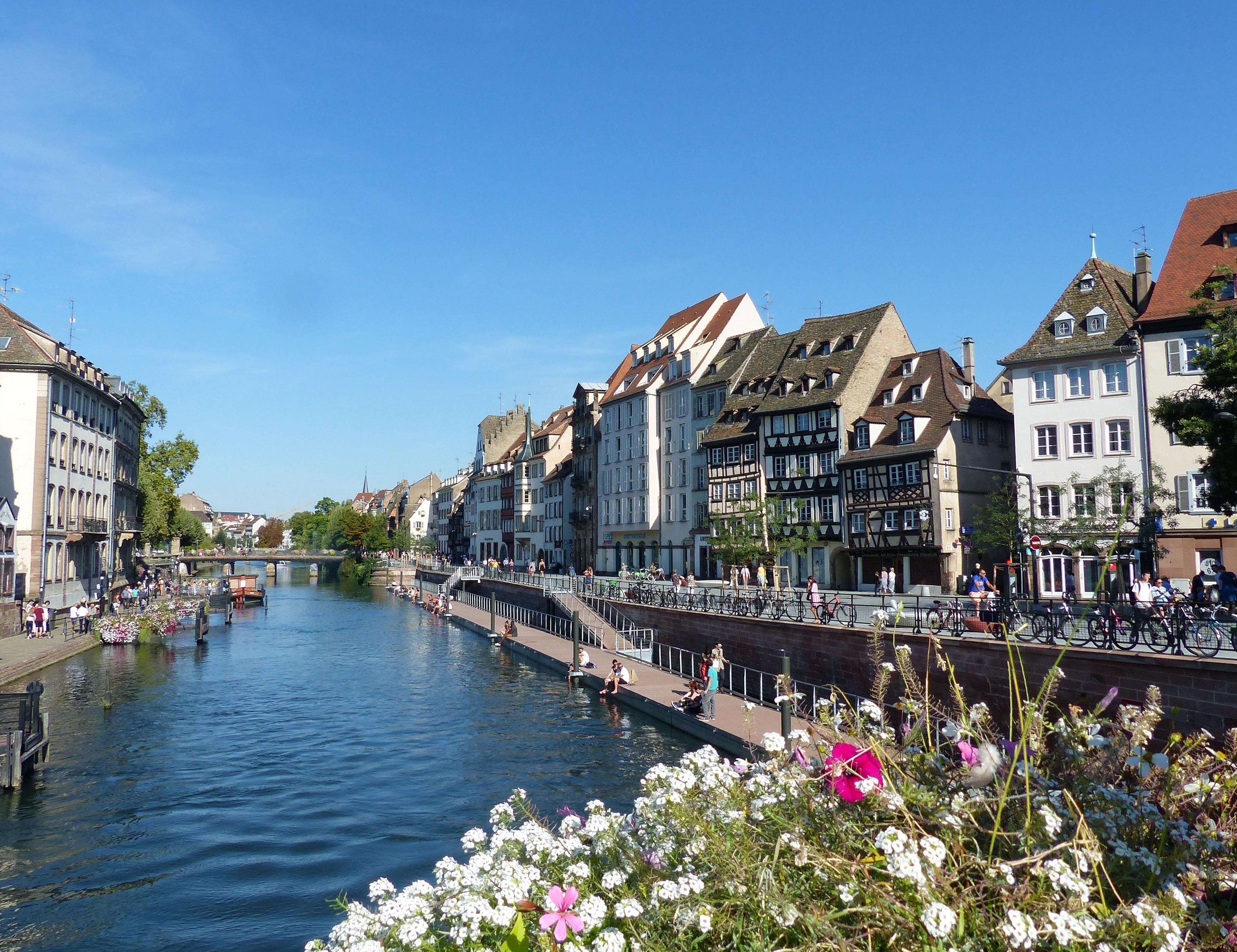 Straßbourg - Schöne Stadt mit viel Flair #travelchallenge #städtetrip #staedtetrip #straßbourg 


