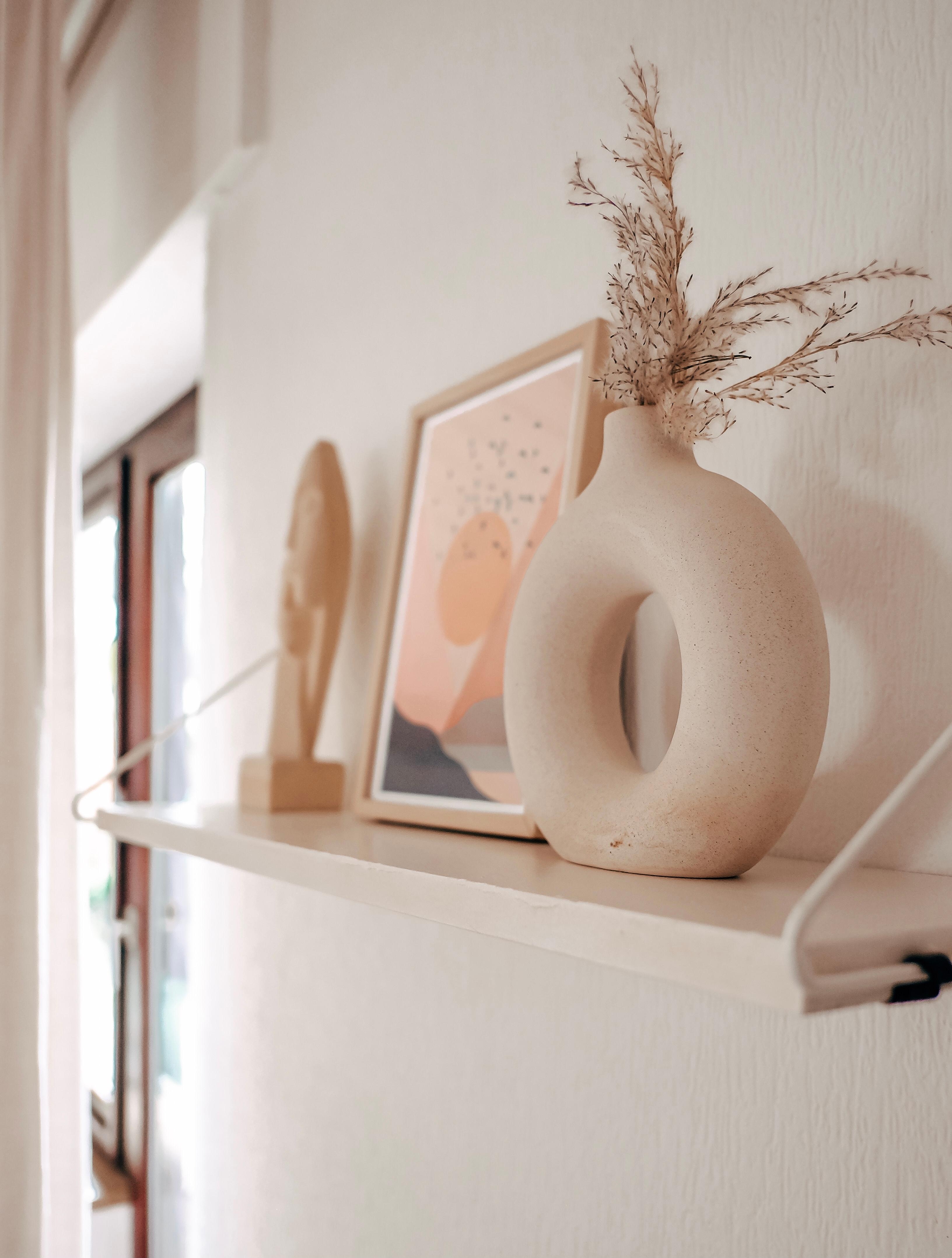 Stringliebe! #interiorlove #interior #stringshelf #shelfdecor #decoration #livingroom #livingroominspo