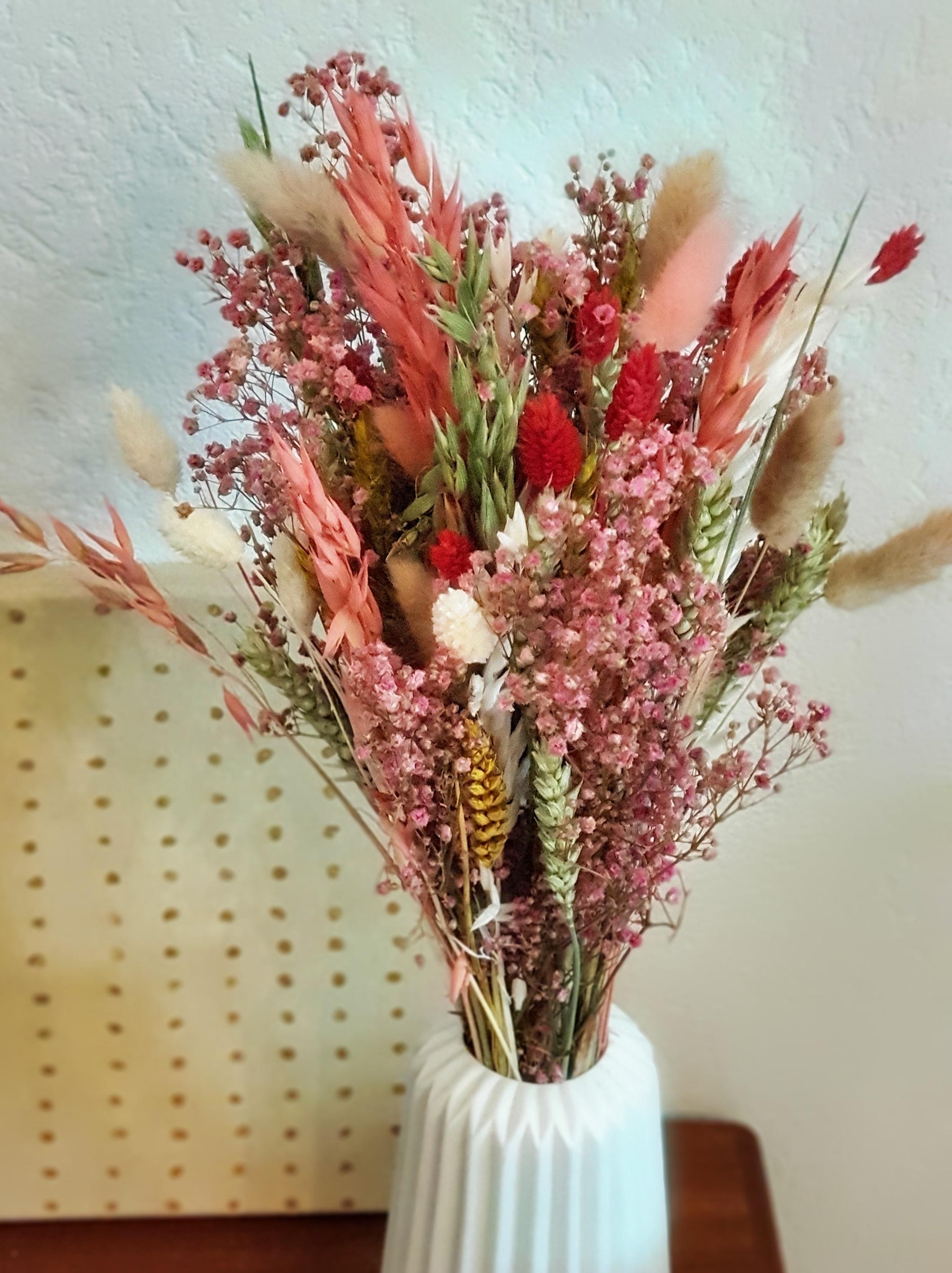 Strohblumen für's Vintage-Frühlingsfeeling
#vintageliving #strohblumen #flowerpower #anniewohntvintage