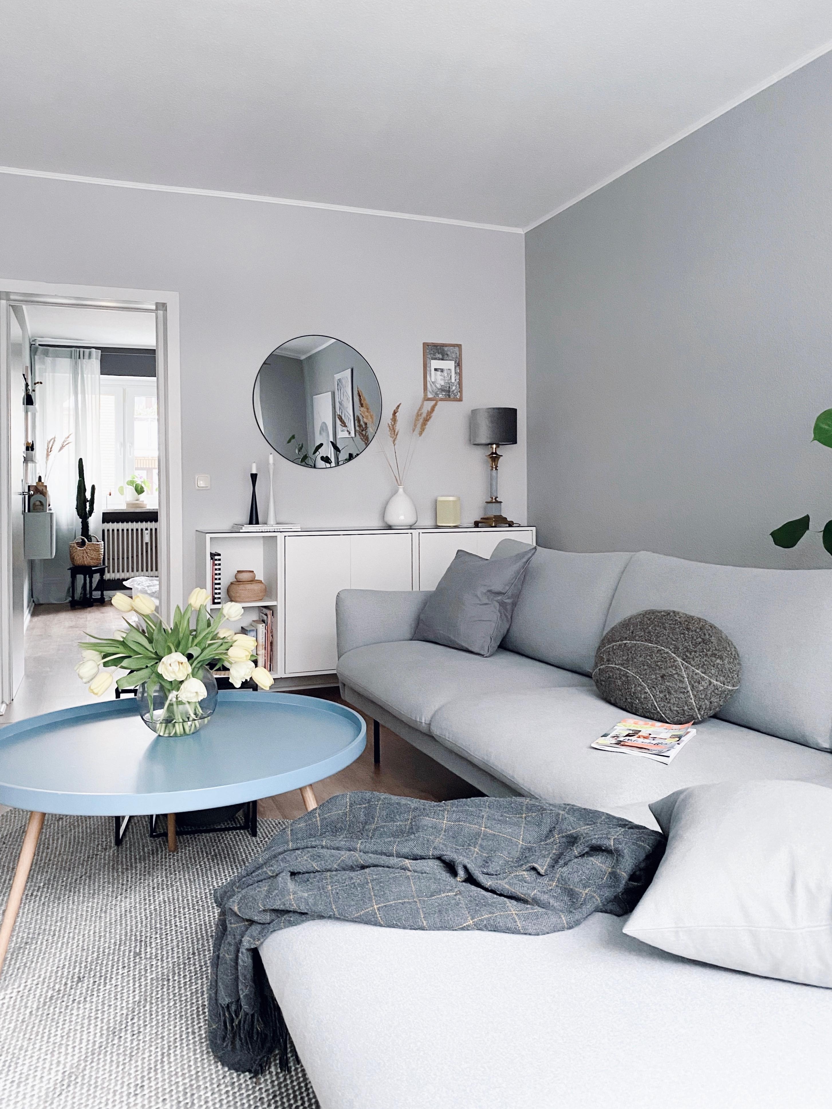 Sundaymood 🤍
#mynordicroom #interior #hygge #greylover #minimalism #scandinavianliving #livingroom #livingroominspo