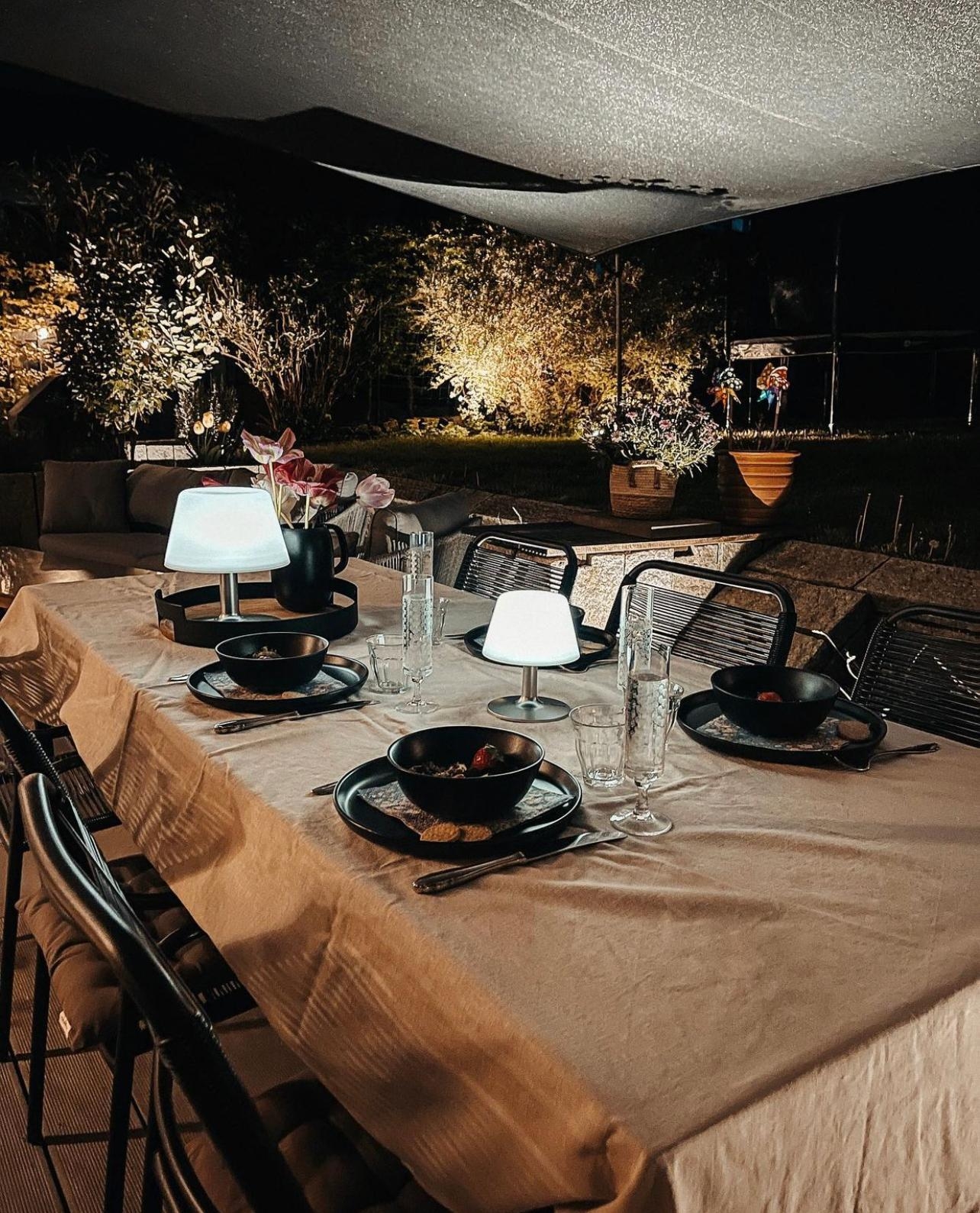 Table mood #terrasse #outdoor #tisch #gedecktertisch