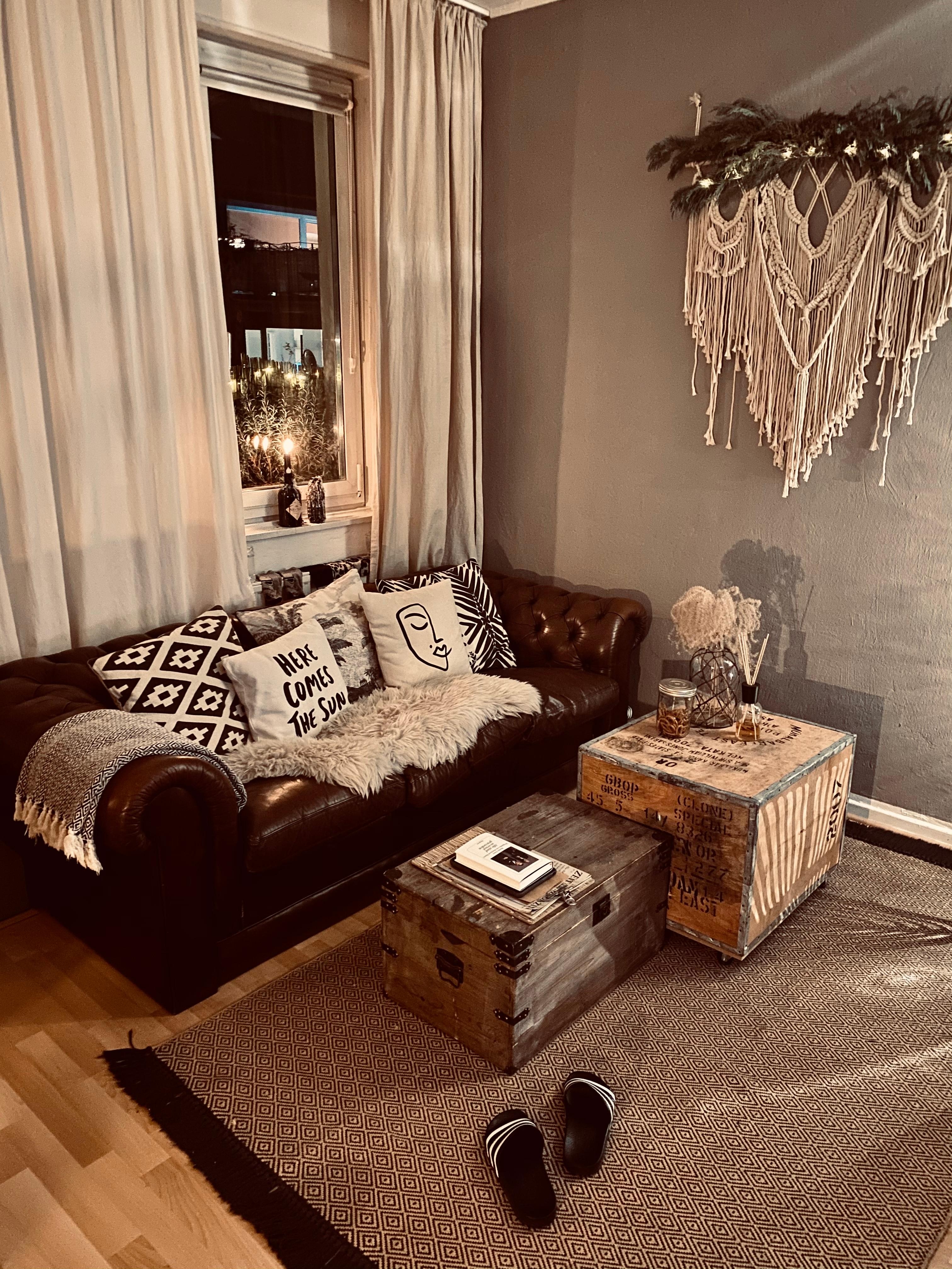 #teekiste #livingroom #ebaykleinanzeigenfounds #chesterfield #zuhause 
