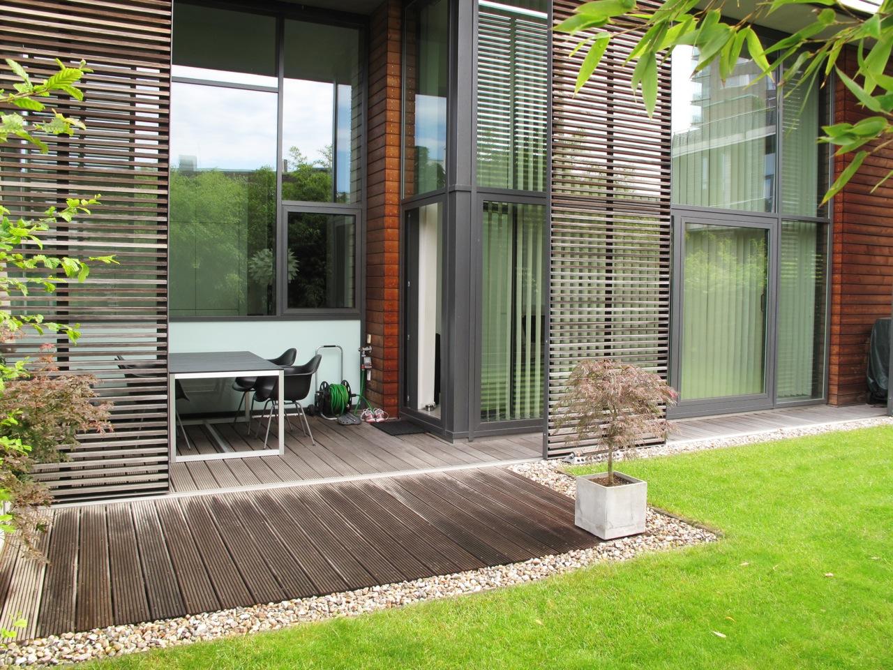 Terrassenboden aus Holz #holzterrasse #neubau #terrassenboden ©scout for location