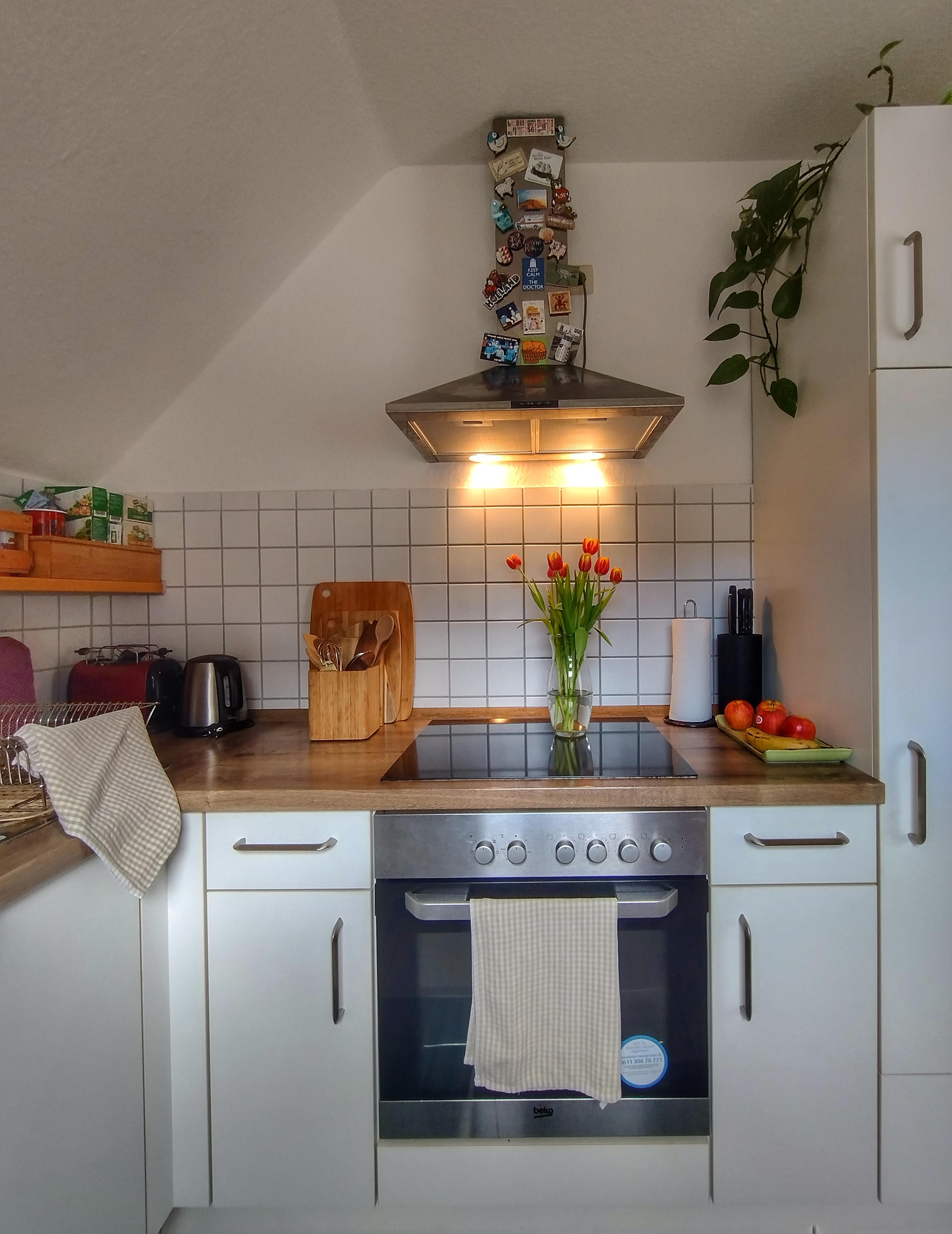 Tiny kitchen - frisch geputzt 🧽🧹🥳
#küche #schrägdach #dachgeschoss 