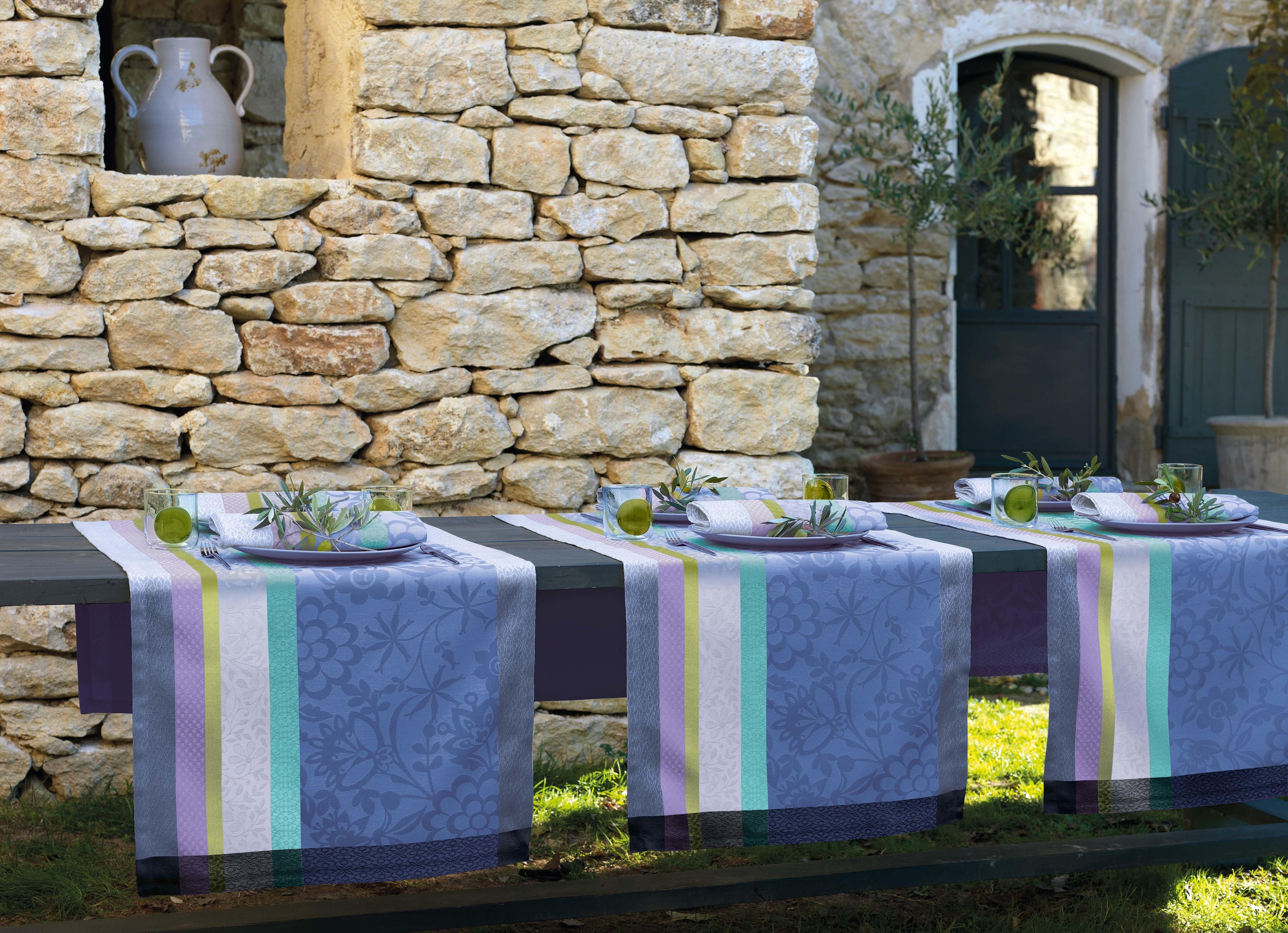Tischläufer - Provence Bleu Lavande #tischläufer ©by Le Jacquard Francais