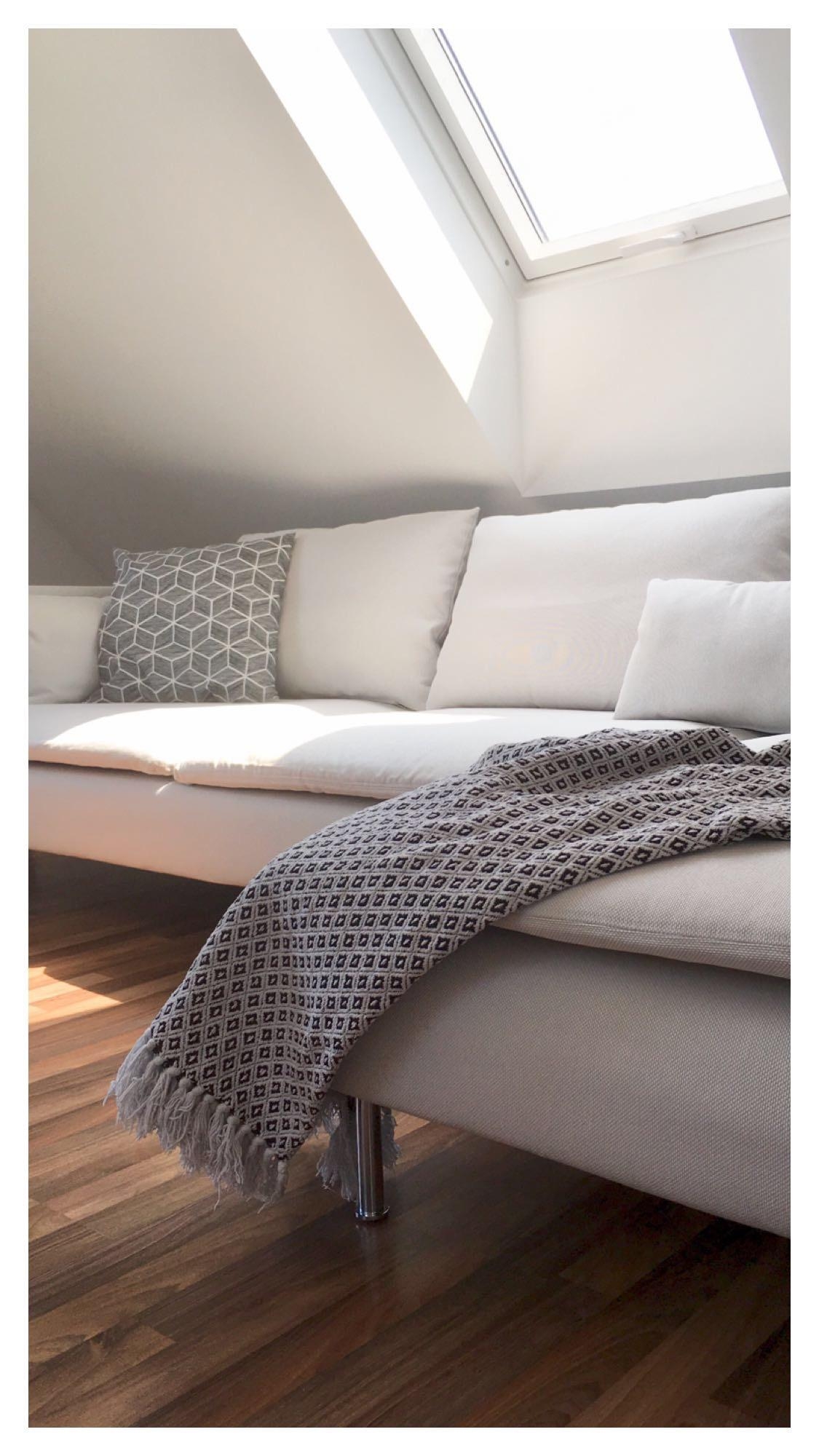 TopFLOOR

#dachgeschoss #white #living #topfloor #couch #couchstyle #greycrownhome