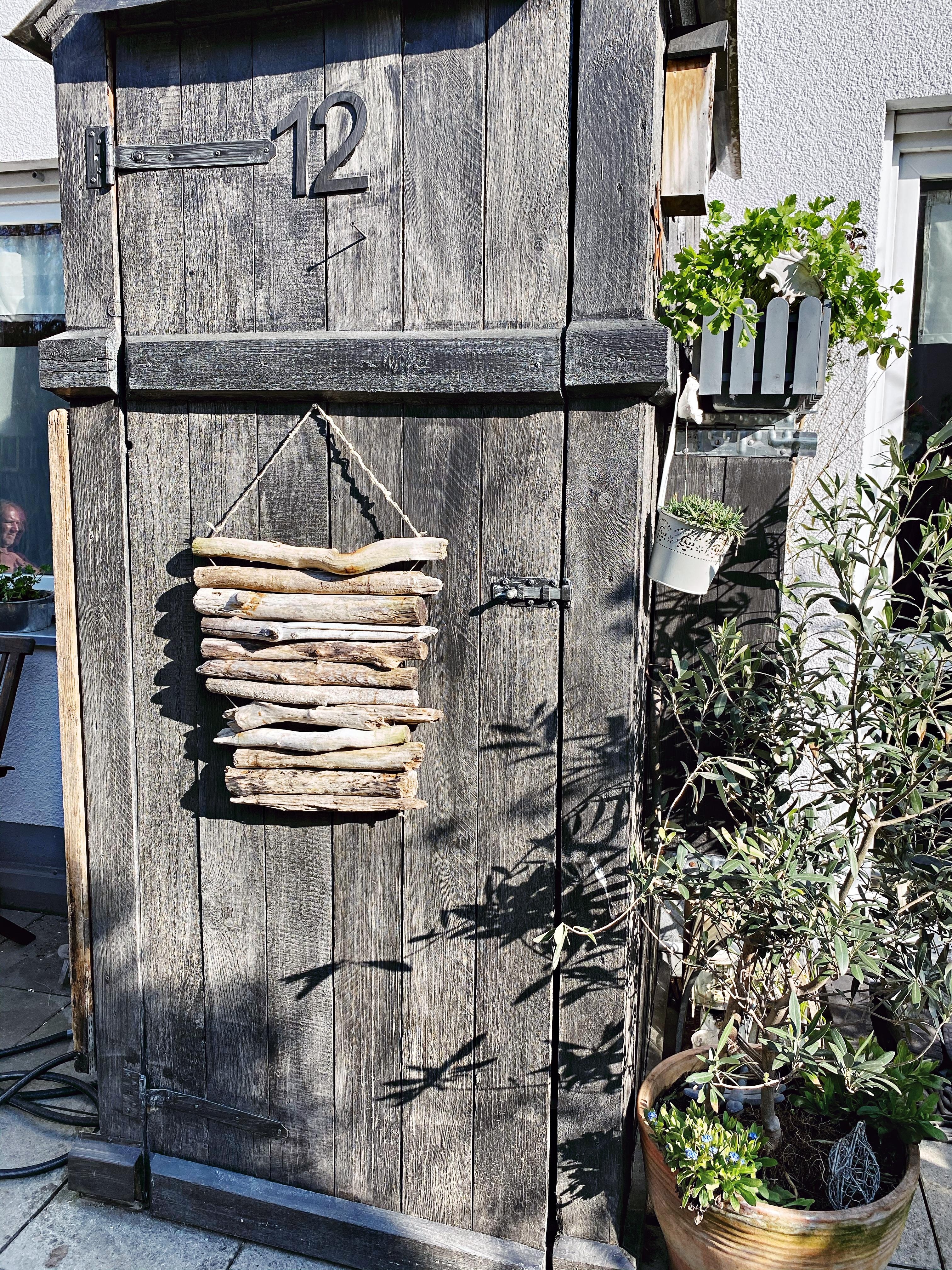 Treibholz DIY! Stillt das Fernweh ein bisschen in dieser Zeit.☀️#DIY 
#fernweh #wirbleibenzuhause #stayhome #Garten 