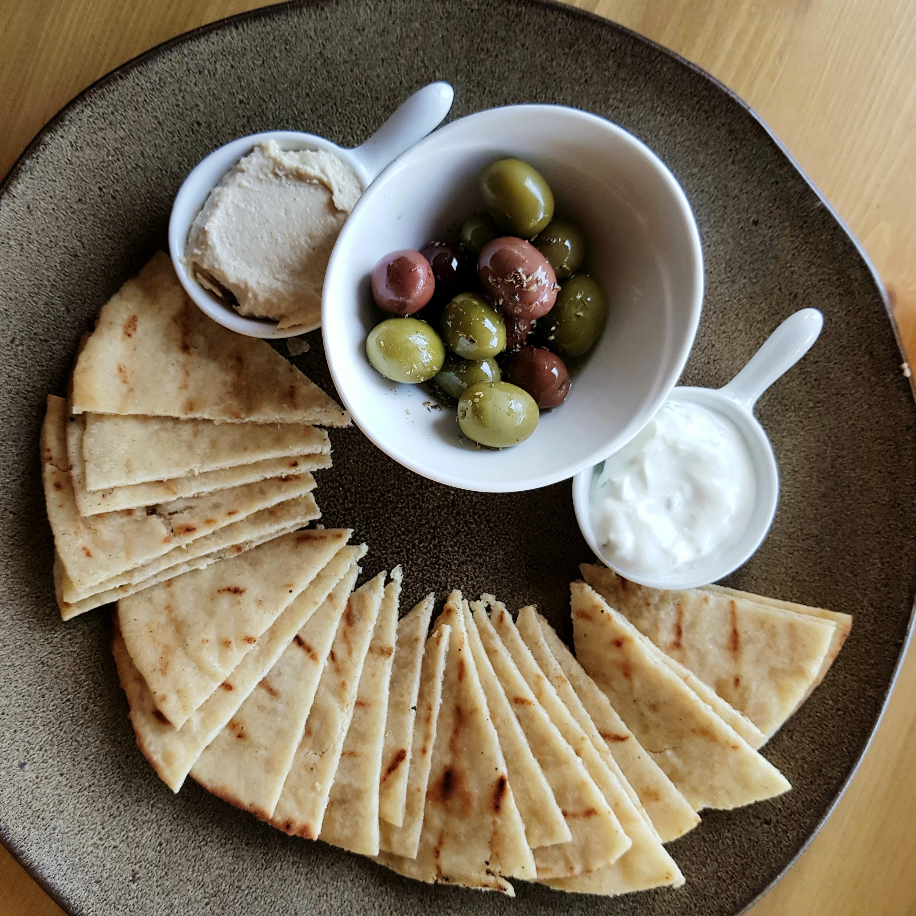 #tzatziki #oliven #humus #partyfood