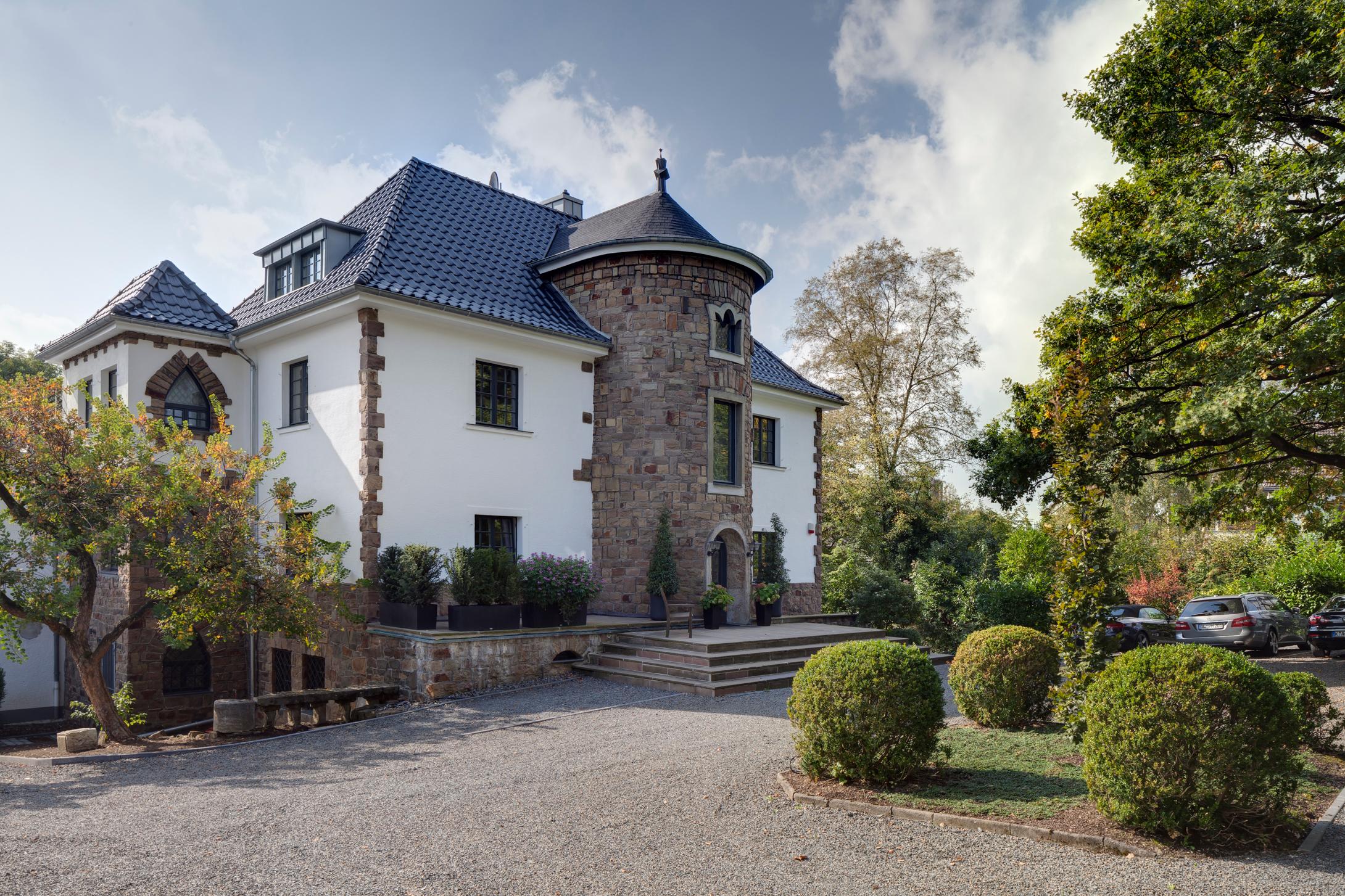 Umbau und Umnutzung einer historischen Villa #innenarchitektur ©Constantin Meyer Photographie