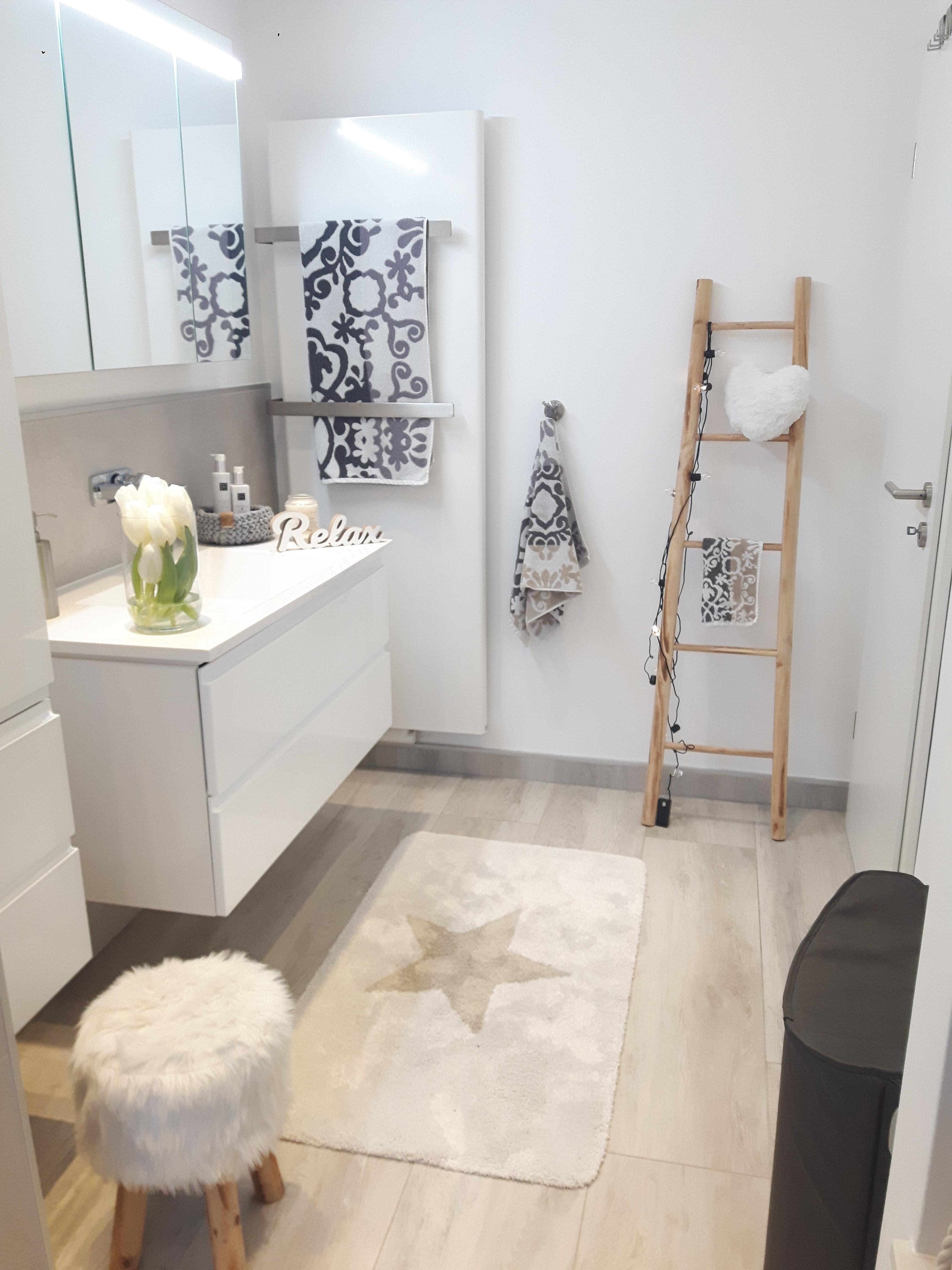 Unser Badezimmer in Erdtönen mit grau
#whiteling #scandiliving #mynordicroom