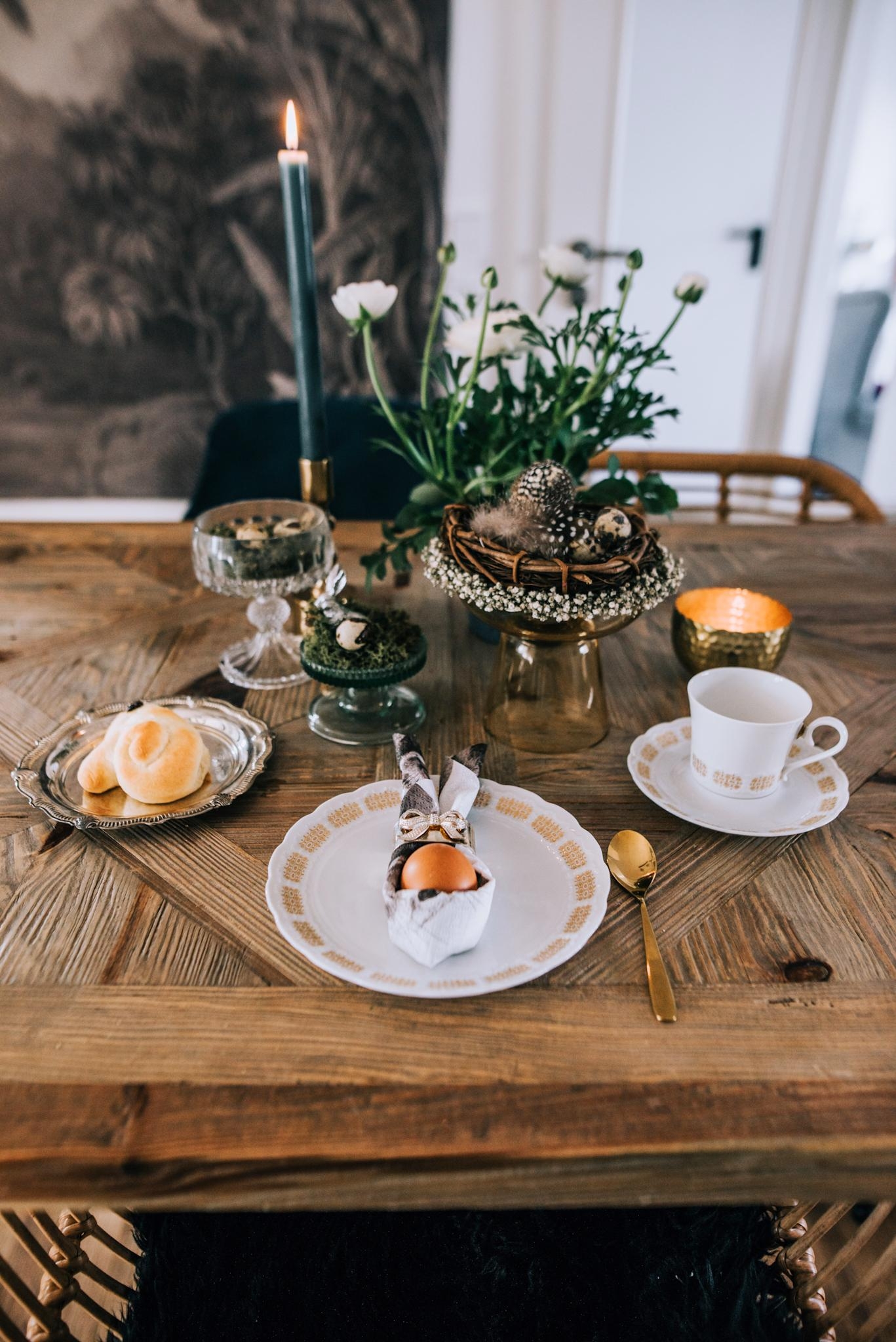 Unser gedeckter Tisch für das #osterfrühstück #inspiration #esszimmer #ostern 