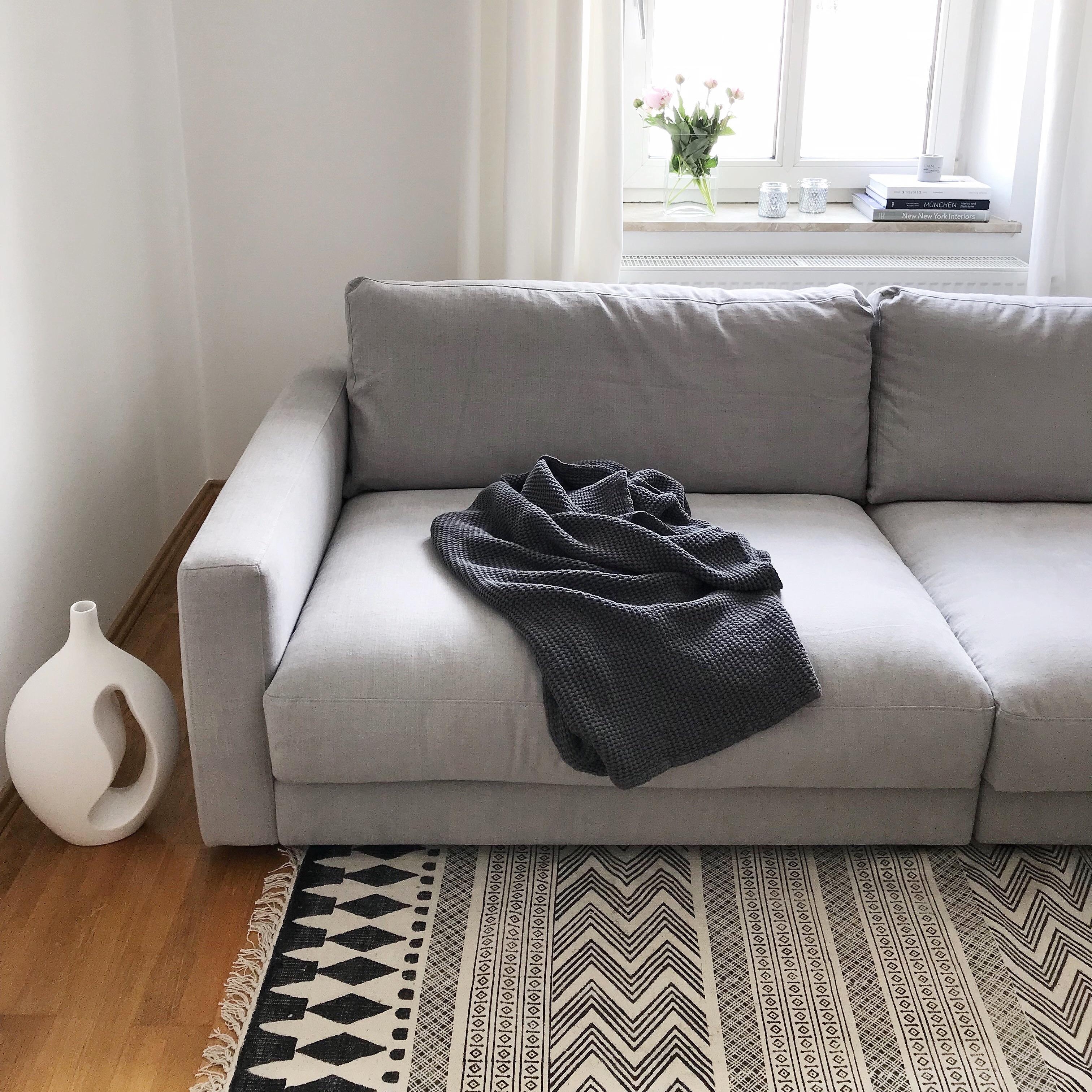 Unser neues Traumsofa 😍
#sofa #couchstyle #scandinavianhome #slowliving #minimalism #nordichome 