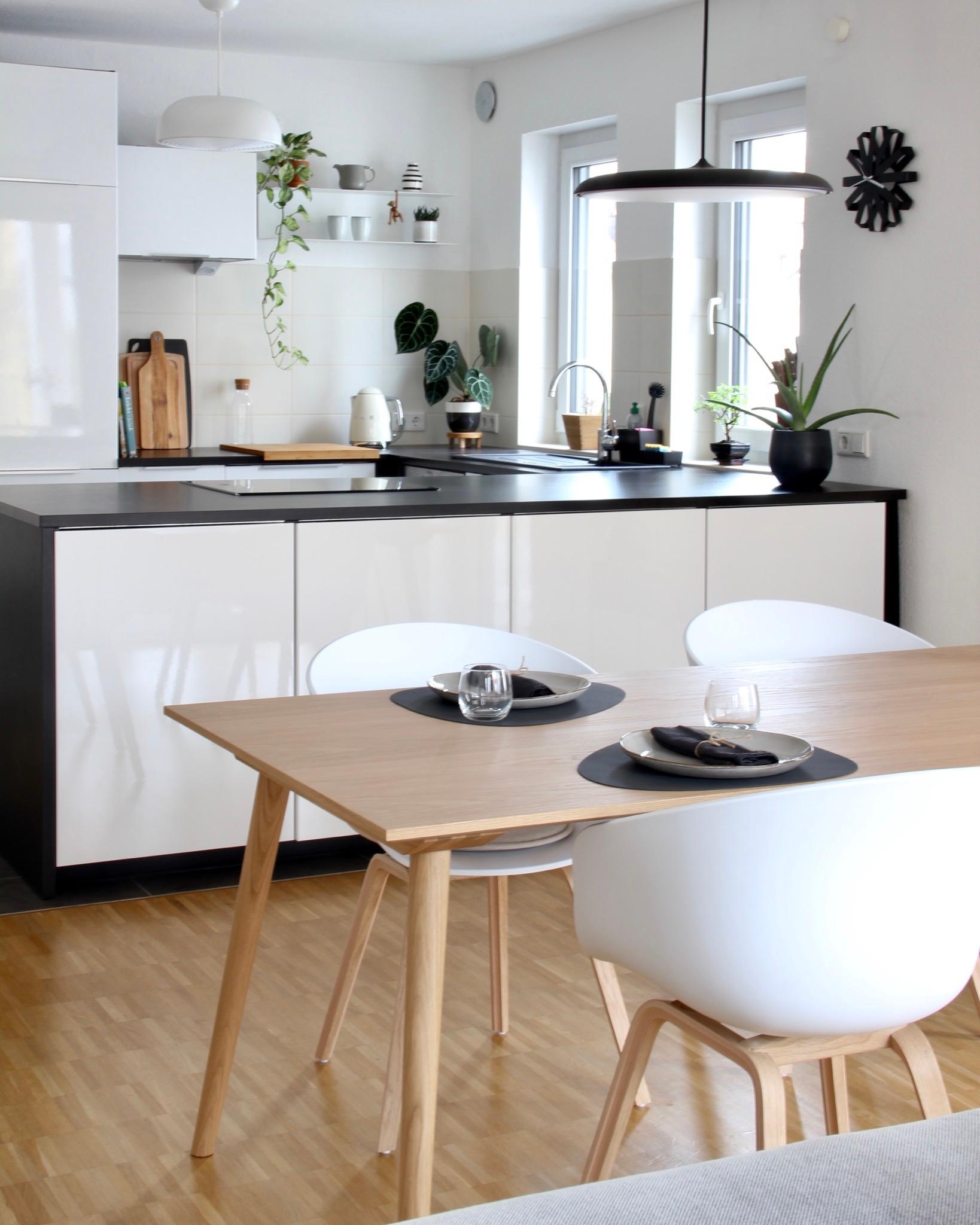 Unser offener Bereich ist Küche Esszimmer und Wohnzimmer in einem🤍Ich bin so happy damit☺️#lieblingsraum #livingchallenge