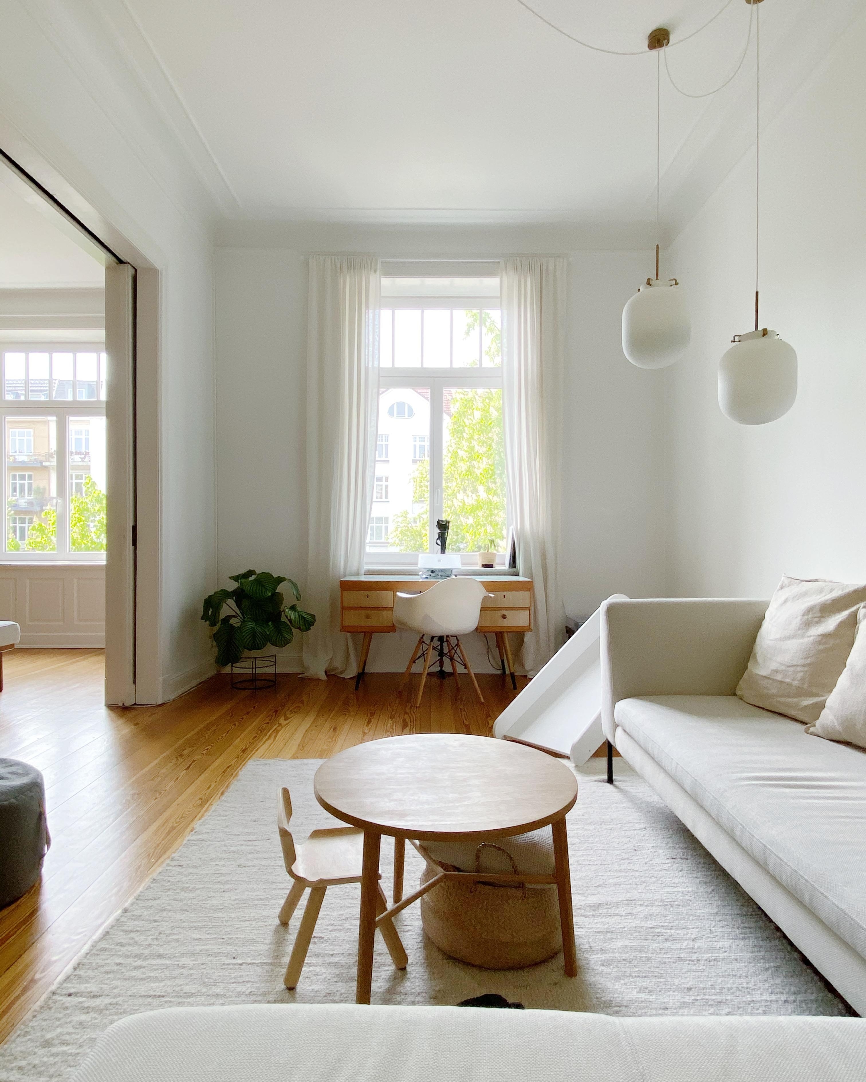 Unser Wohn- und Arbeitszimmer 😍 #altbau #couchstyle #wohnzimmer #arbeitszimmer #interior