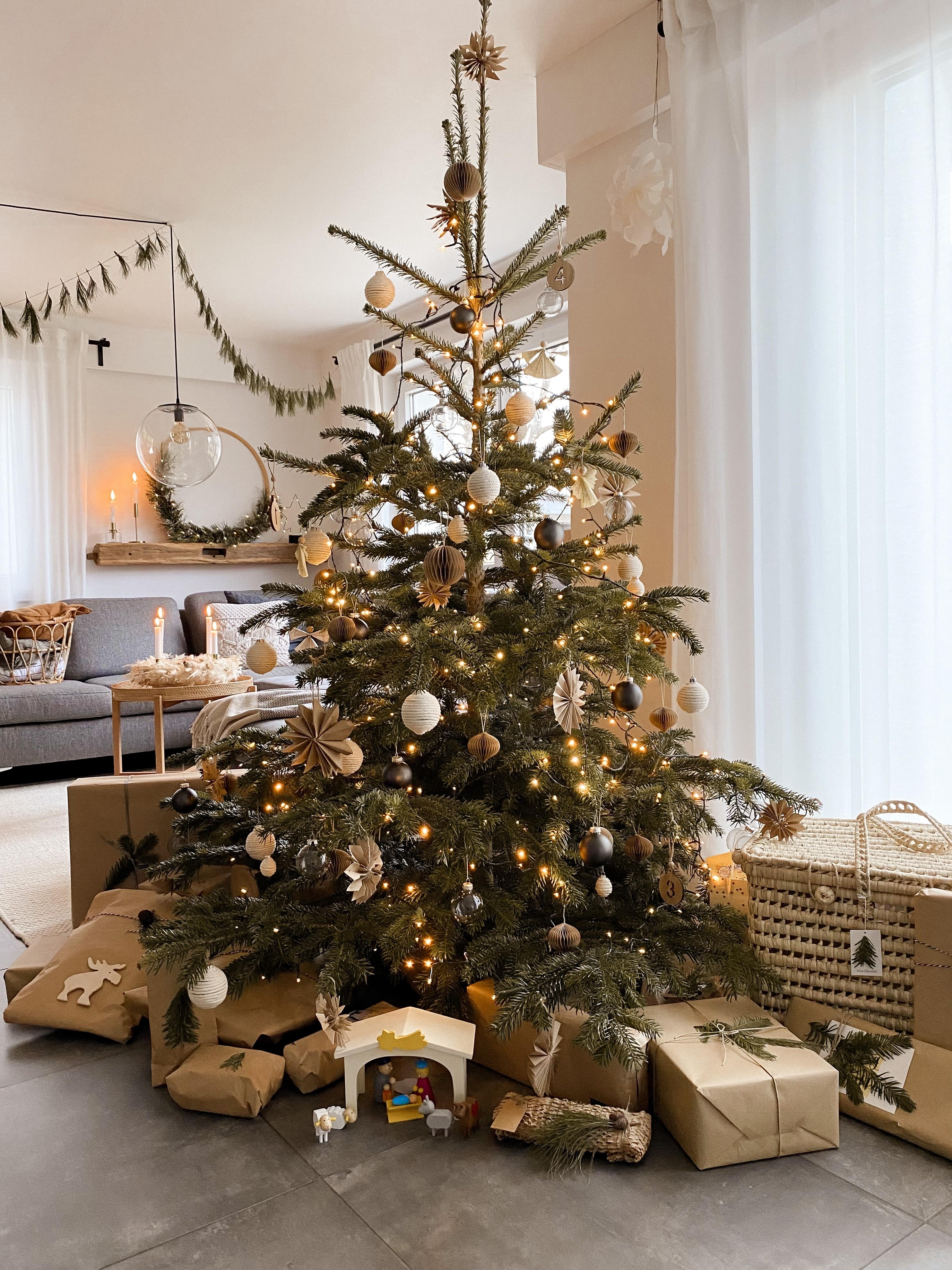 #unserbaum #weihnachtsbaum #hygge #solebich #christmas #mylvgrm