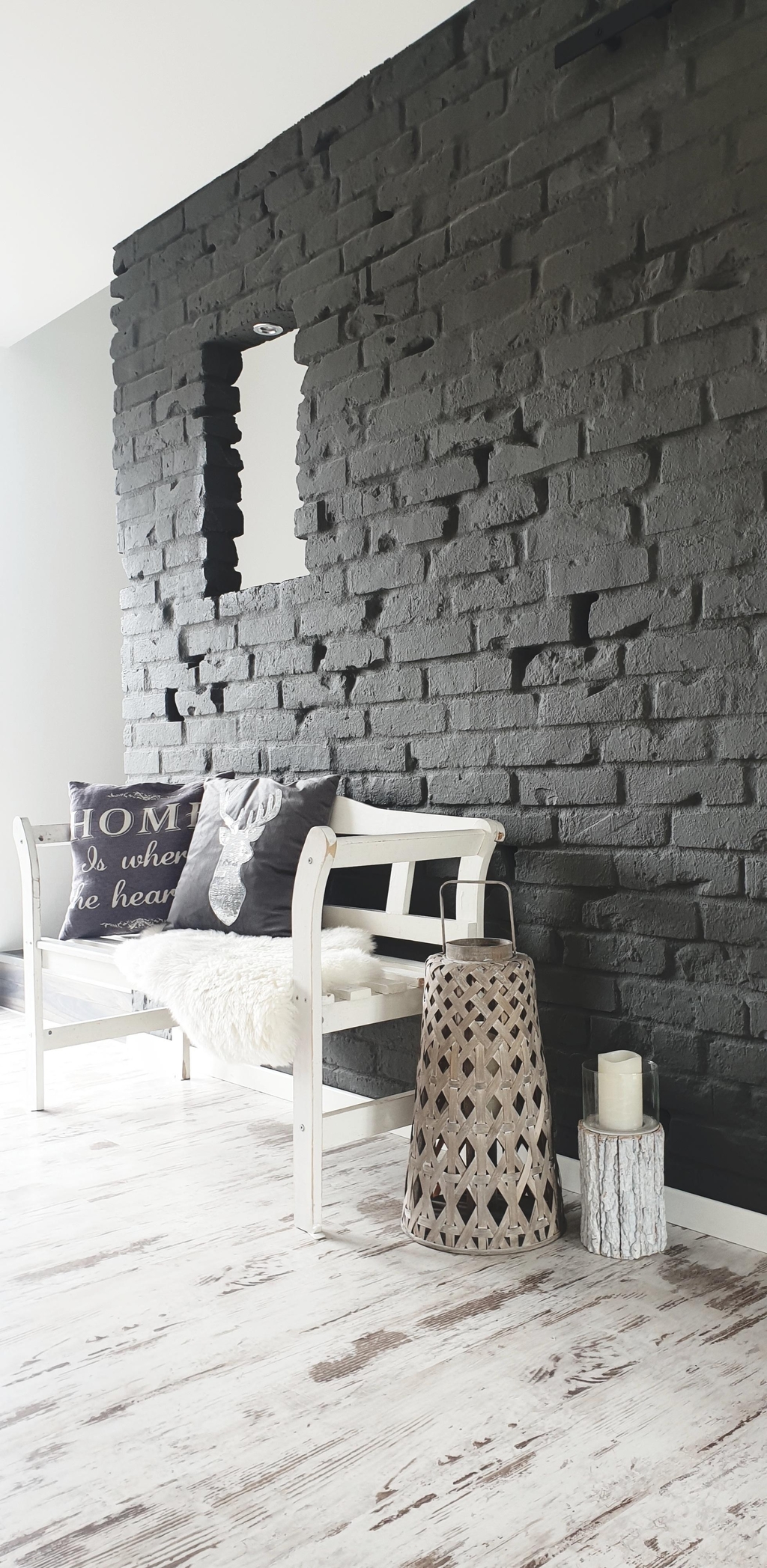 Steinwand in Wohnzimmer oder Küche: Ideen bei COUCH!