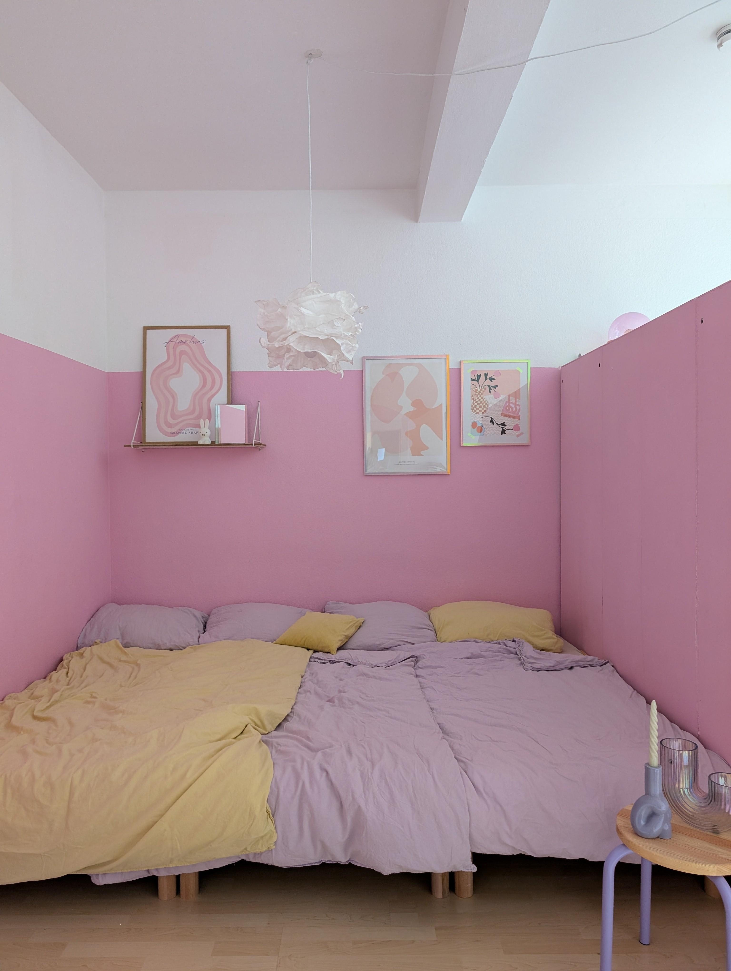 Unsere Schlafecke 🤪

#bedroom#pinkroom#interior#familienbett