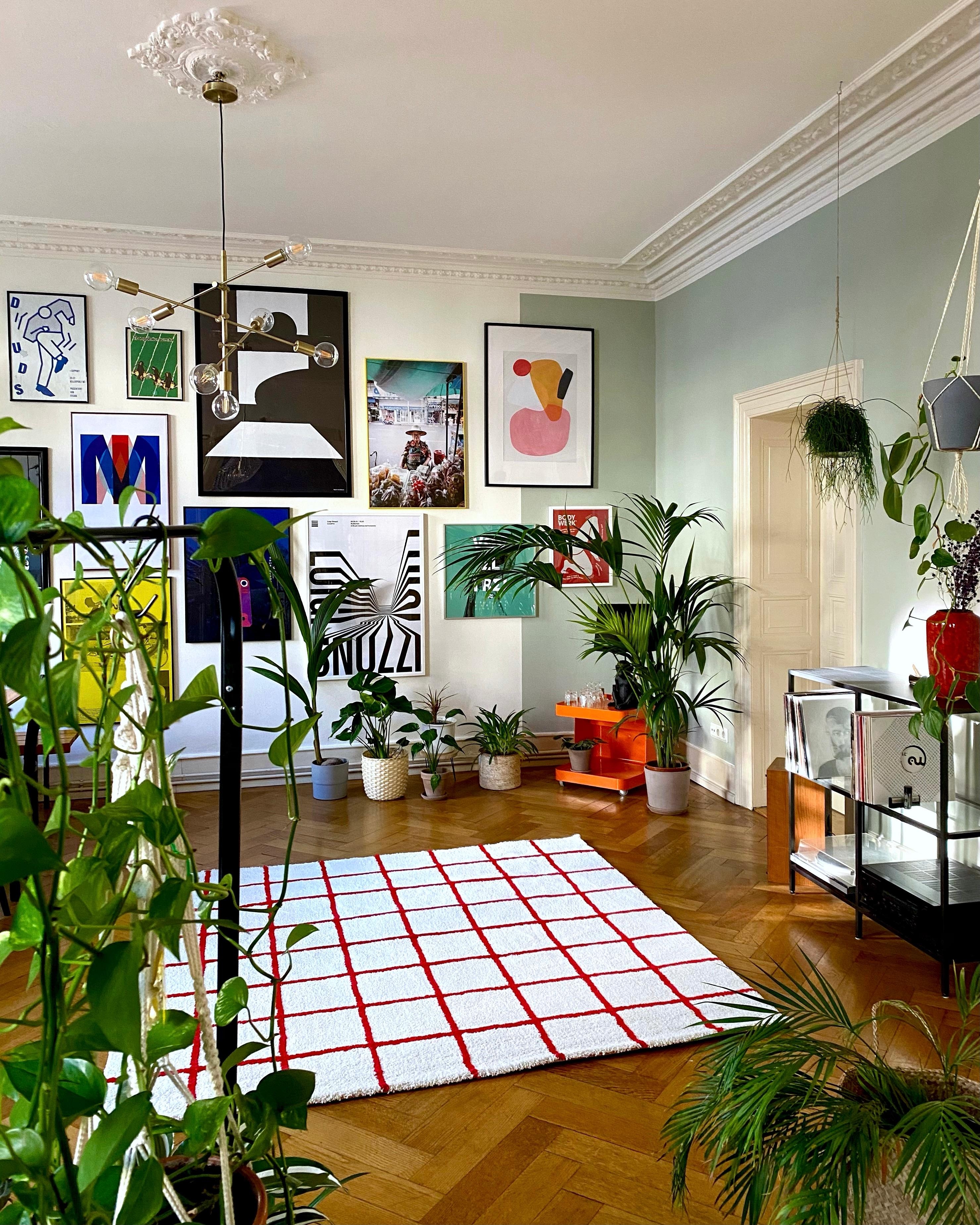 #urbanjungle #plants #wohnzimmer #livingroom #bilderwand #mint #salbei #wandfarbe