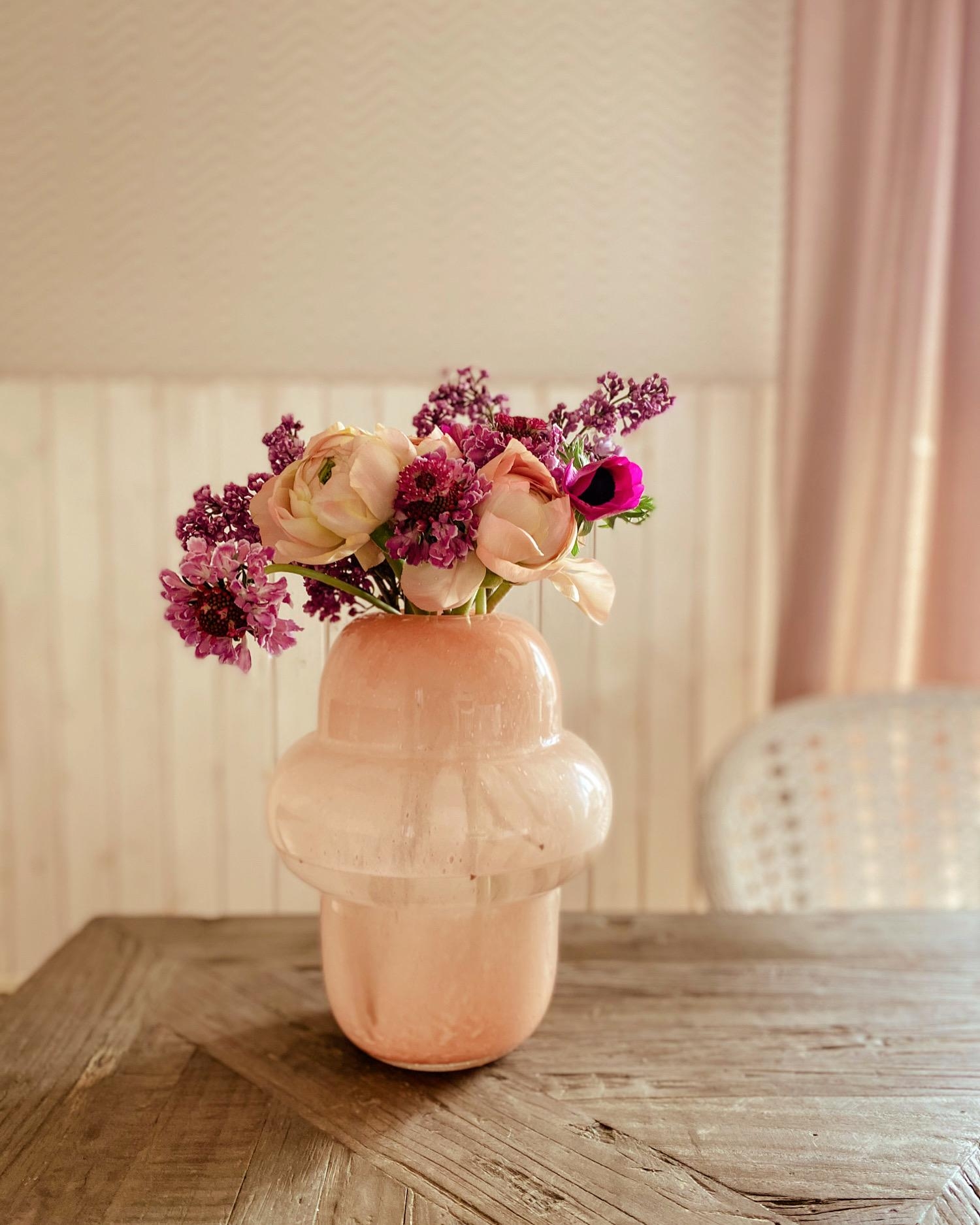 #vasenmittwoch#lieblingsteil#flowerpower#dekoideen#wochenteiler#tabledecor