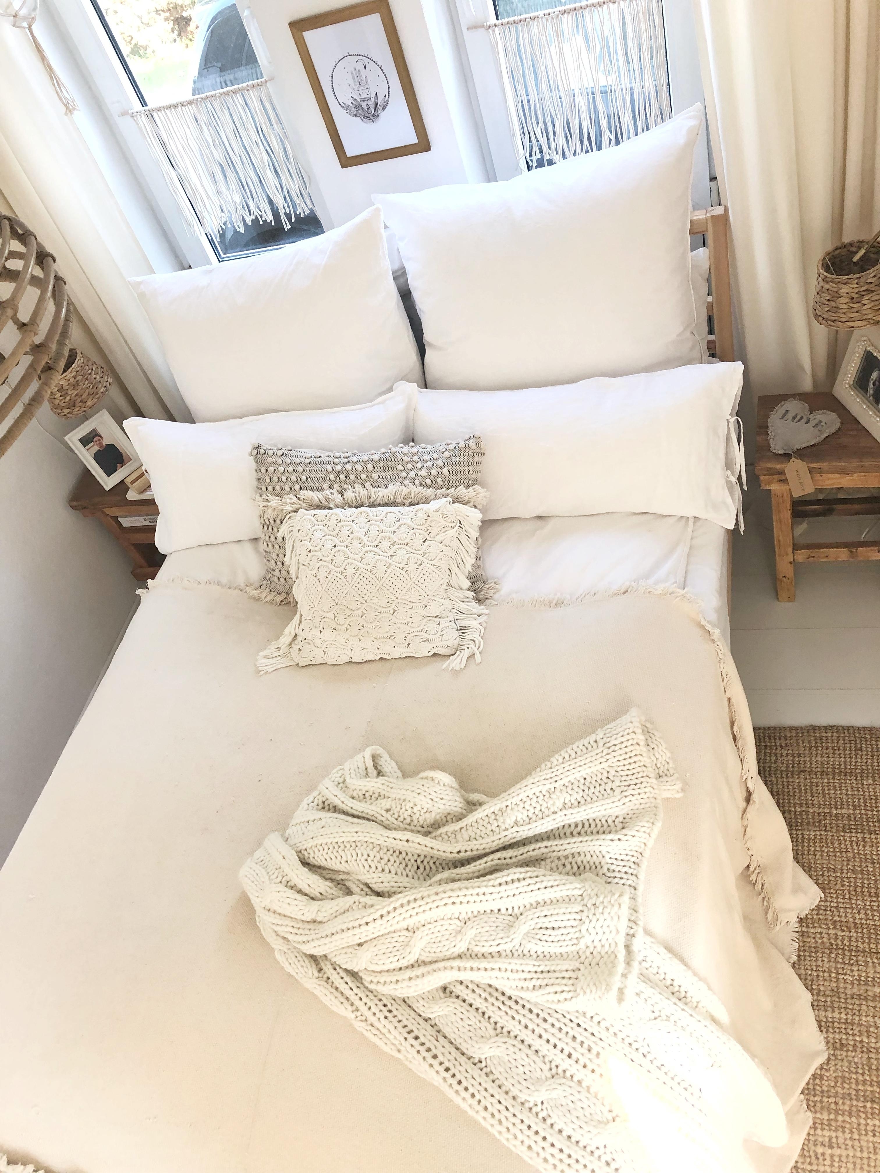 Vogelperspektive 😊
#bedroom #schlafzimmer #boho #myhome #sundaymood #couchstyle