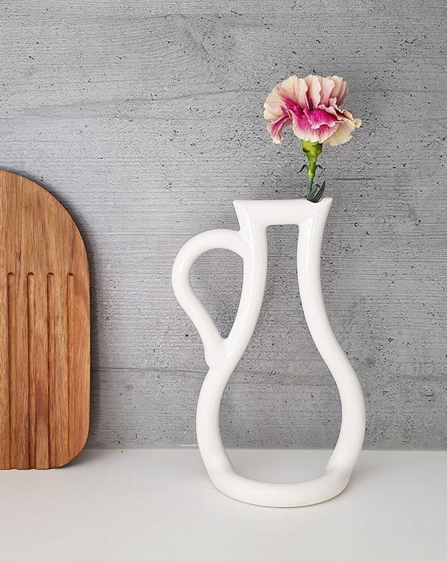 Voilà meine neu, ausgefallene Vase it dem passenden Namen "Konturen"! Schönes Wochenende! #vase #vasenliebe #küche